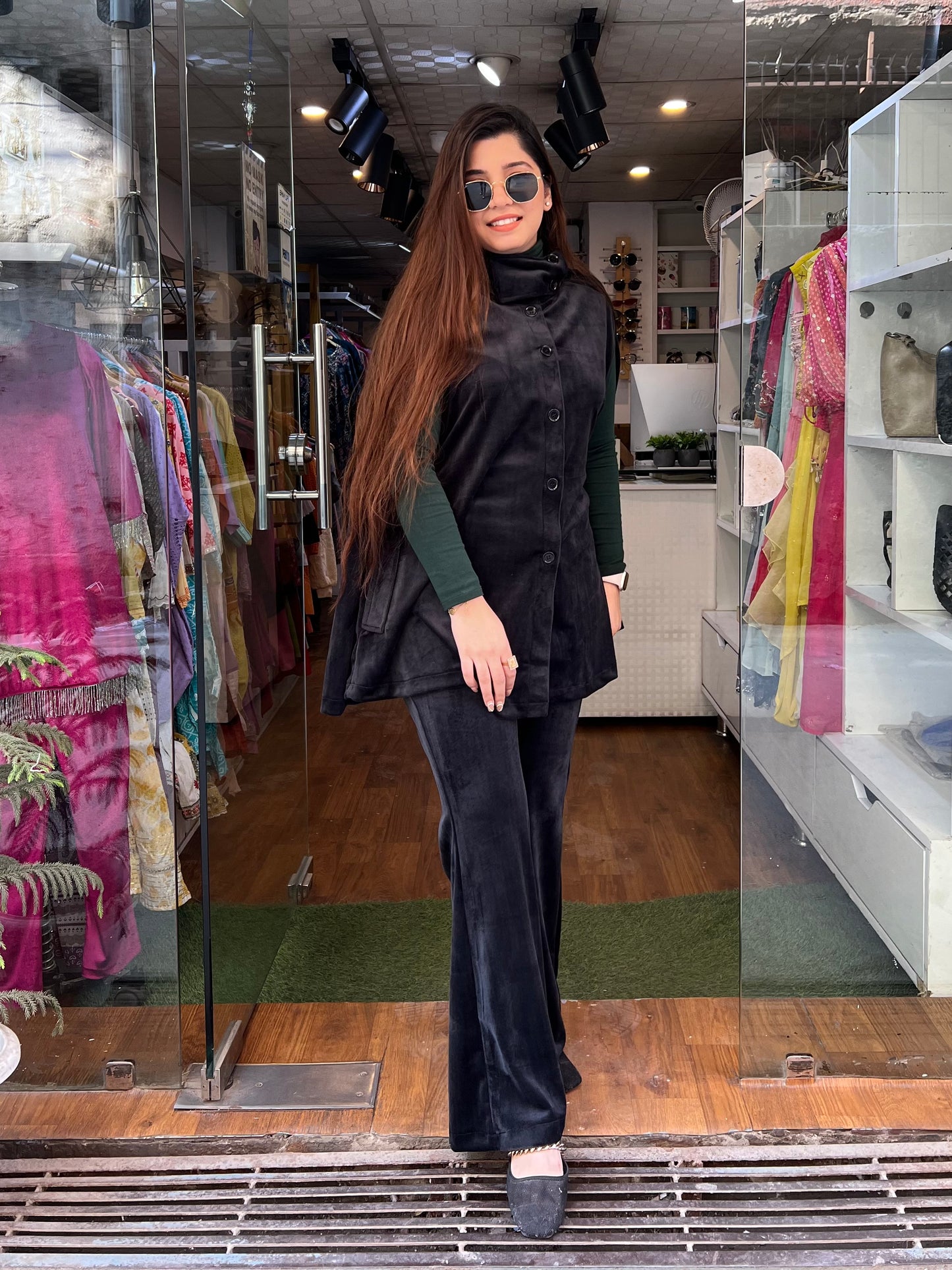 Akiri Black Velvet Cordset