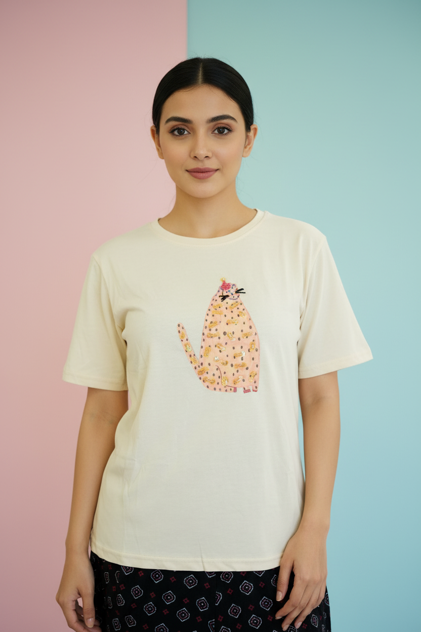 Cat Embroidered Tshirt