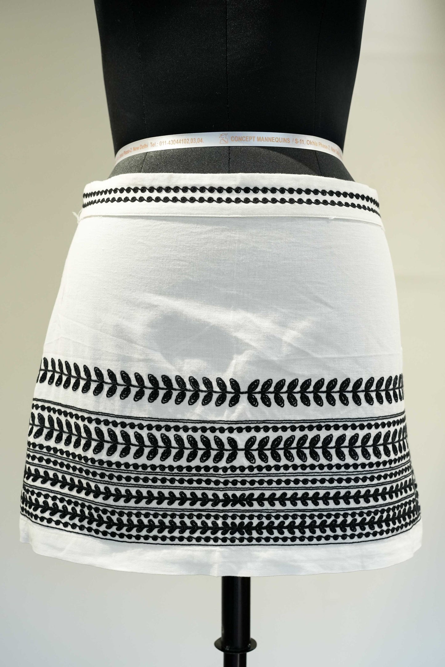 White Thread Detailing Skirt