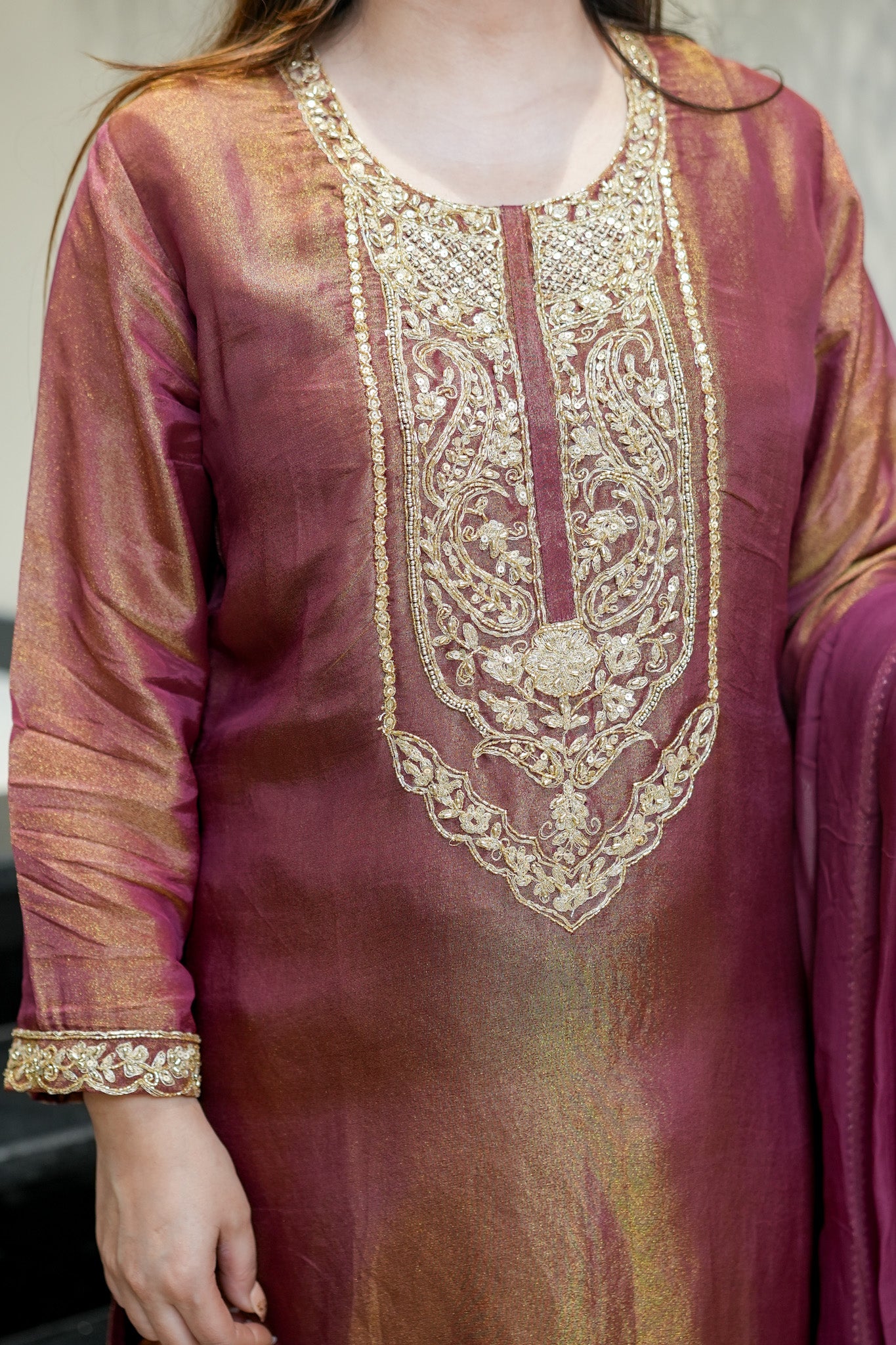 Ruva Embroidered Suit Set
