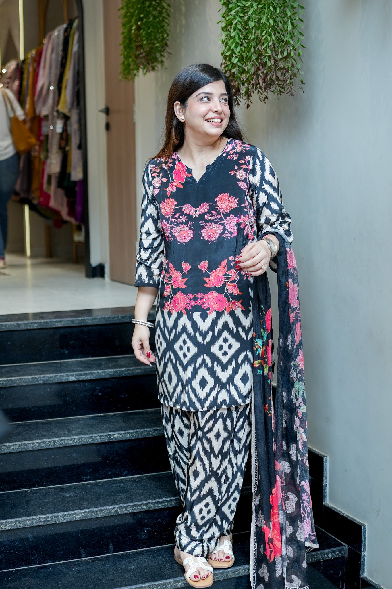 Vidhita Floral Printed Suit Set