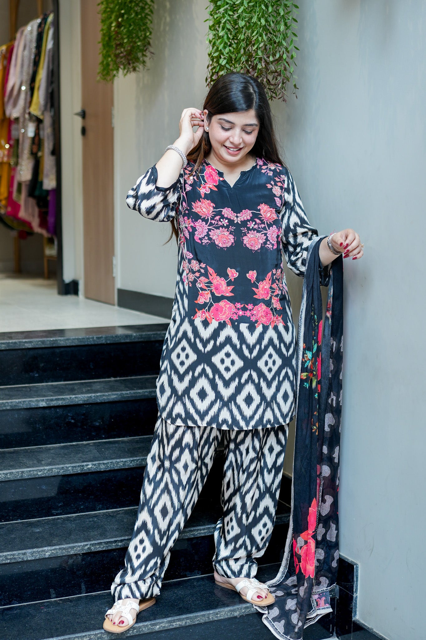 Vidhita Floral Printed Suit Set