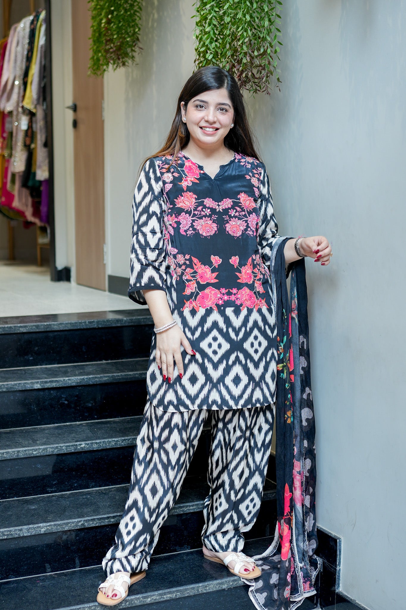Vidhita Floral Printed Suit Set