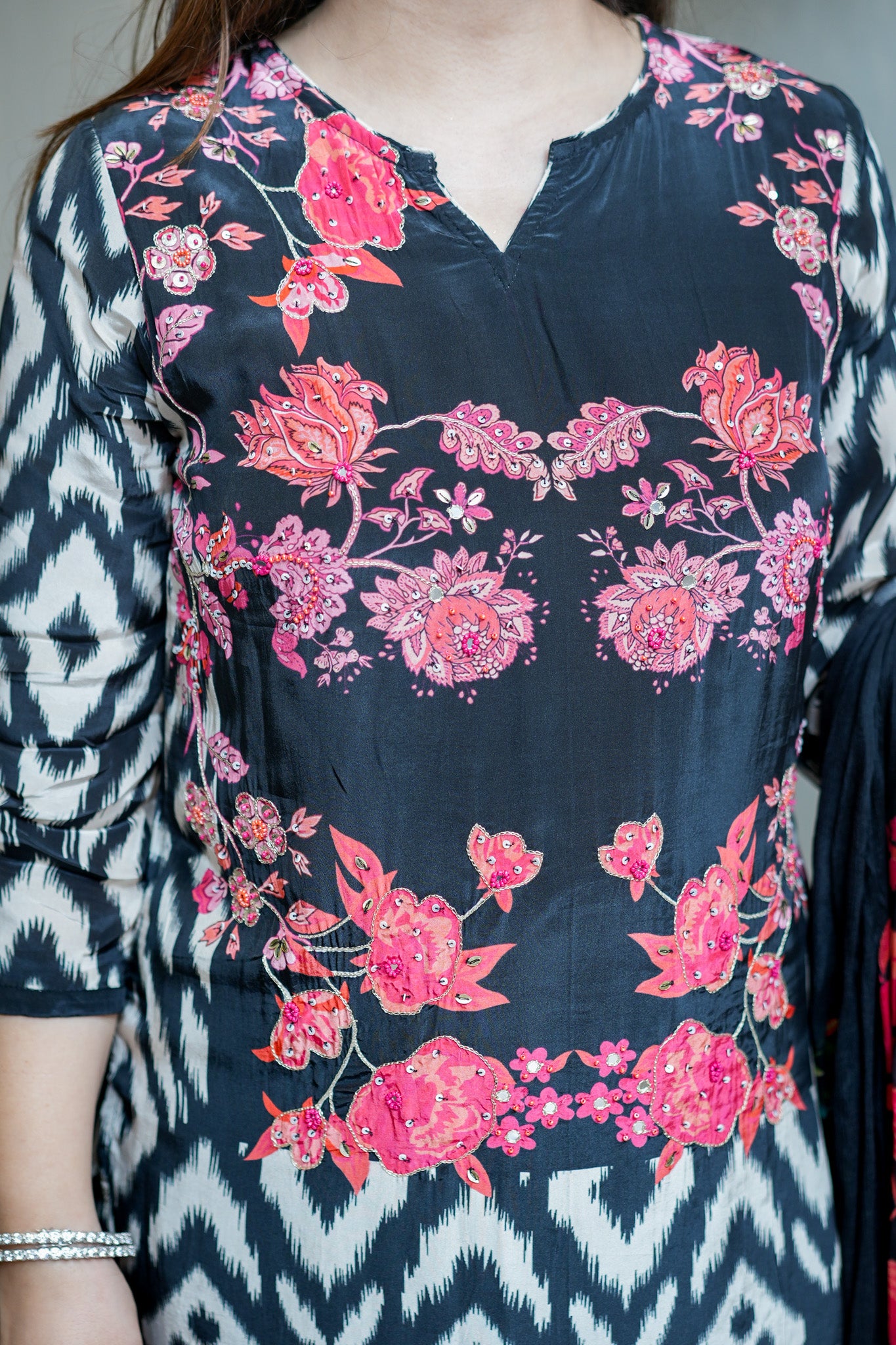 Vidhita Floral Printed Suit Set