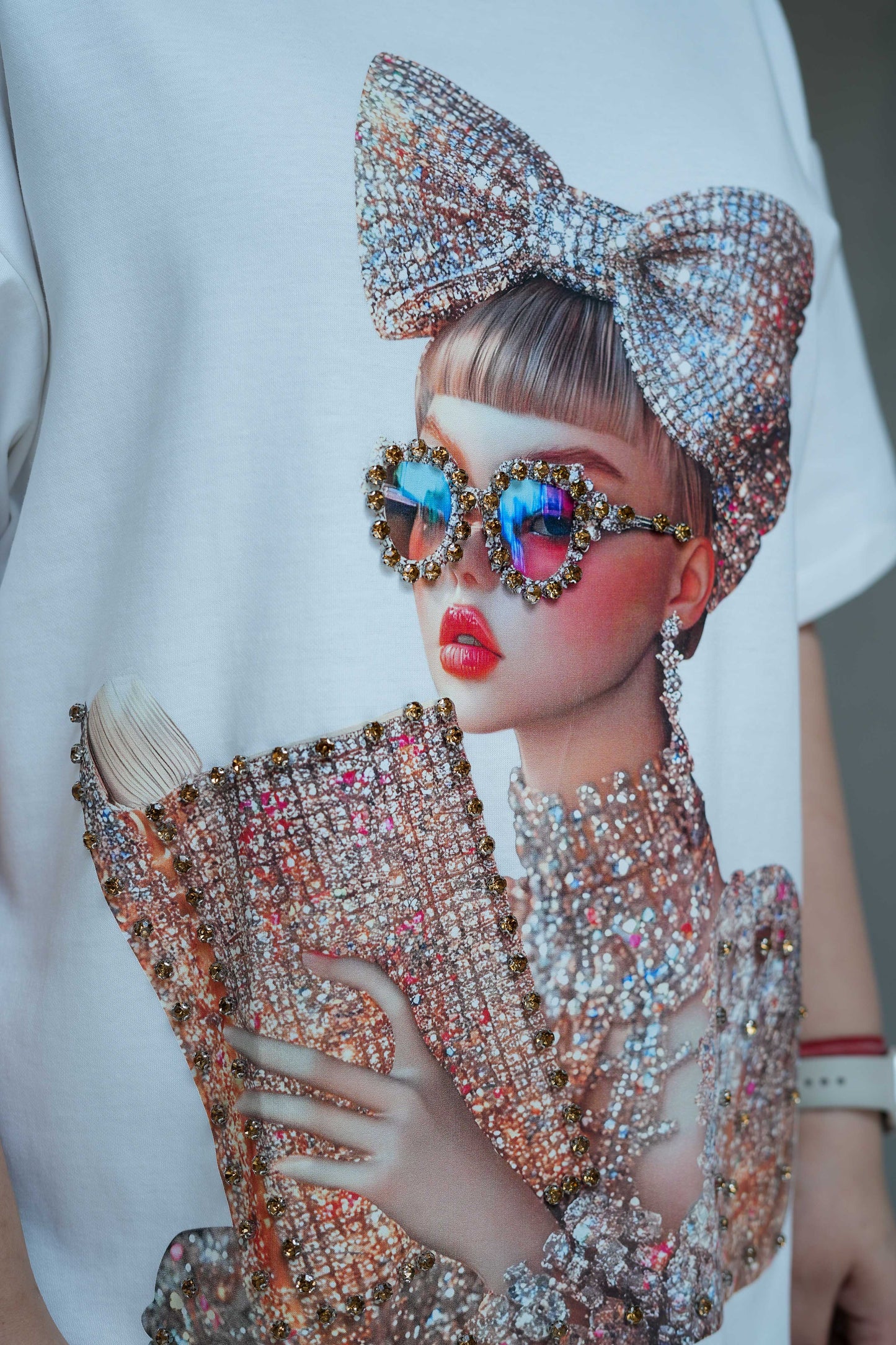 Isla White Embroidered Tshirt