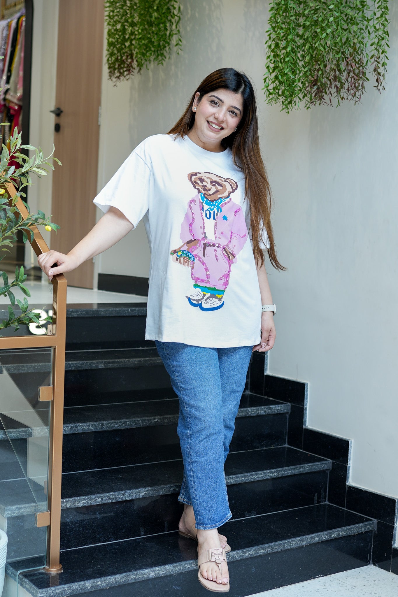 Ell White Embellished Tshirt