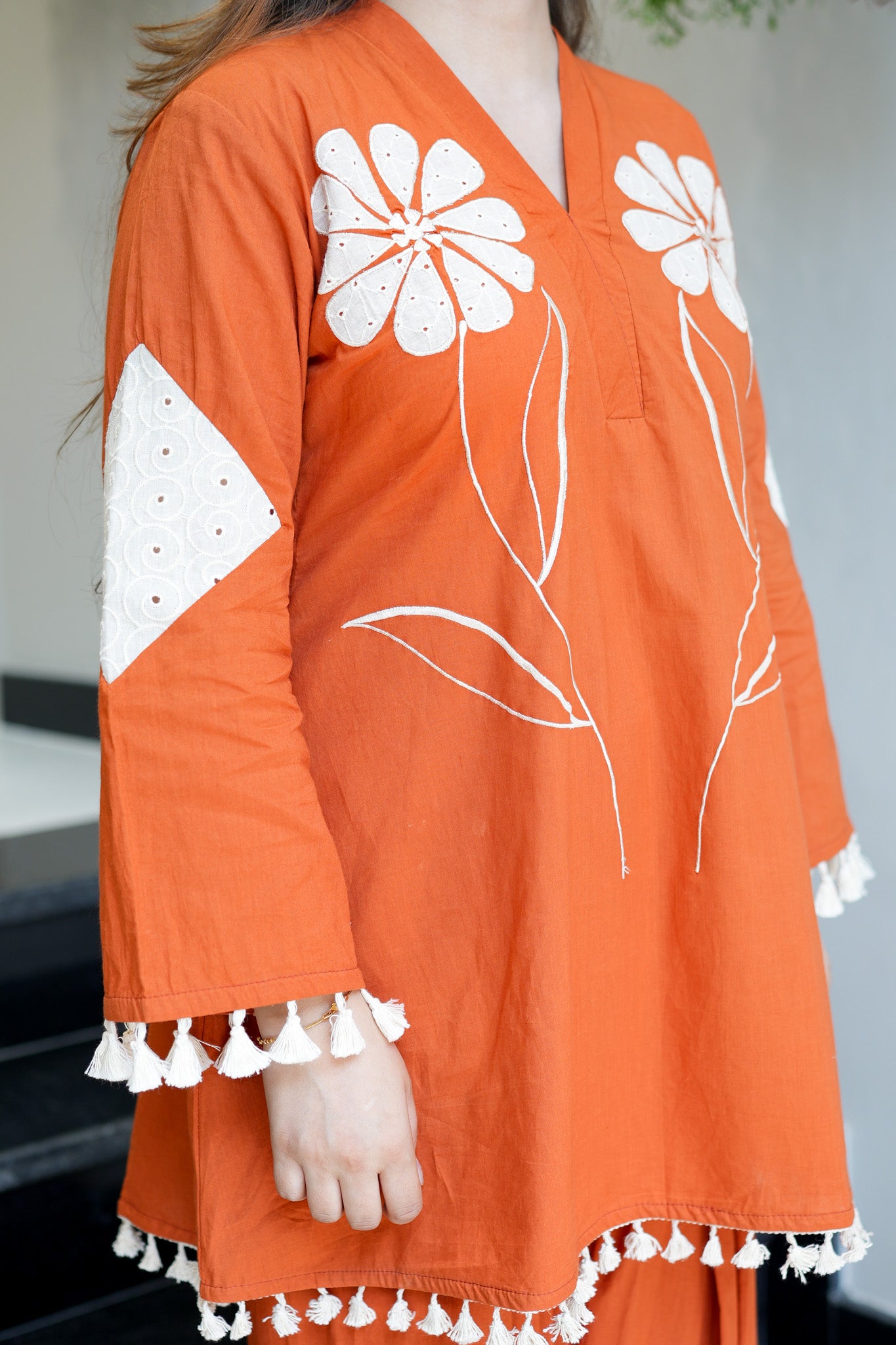 Maheera Schiffli Detailing Farsi Salwar Set