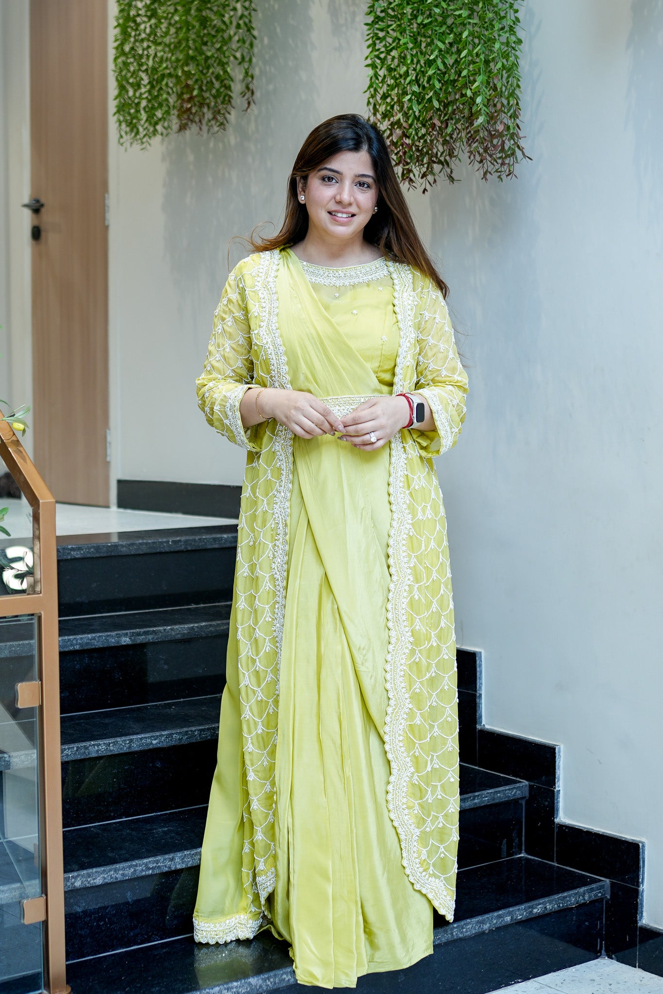 Taari Hand Embroidered Three Piece Set