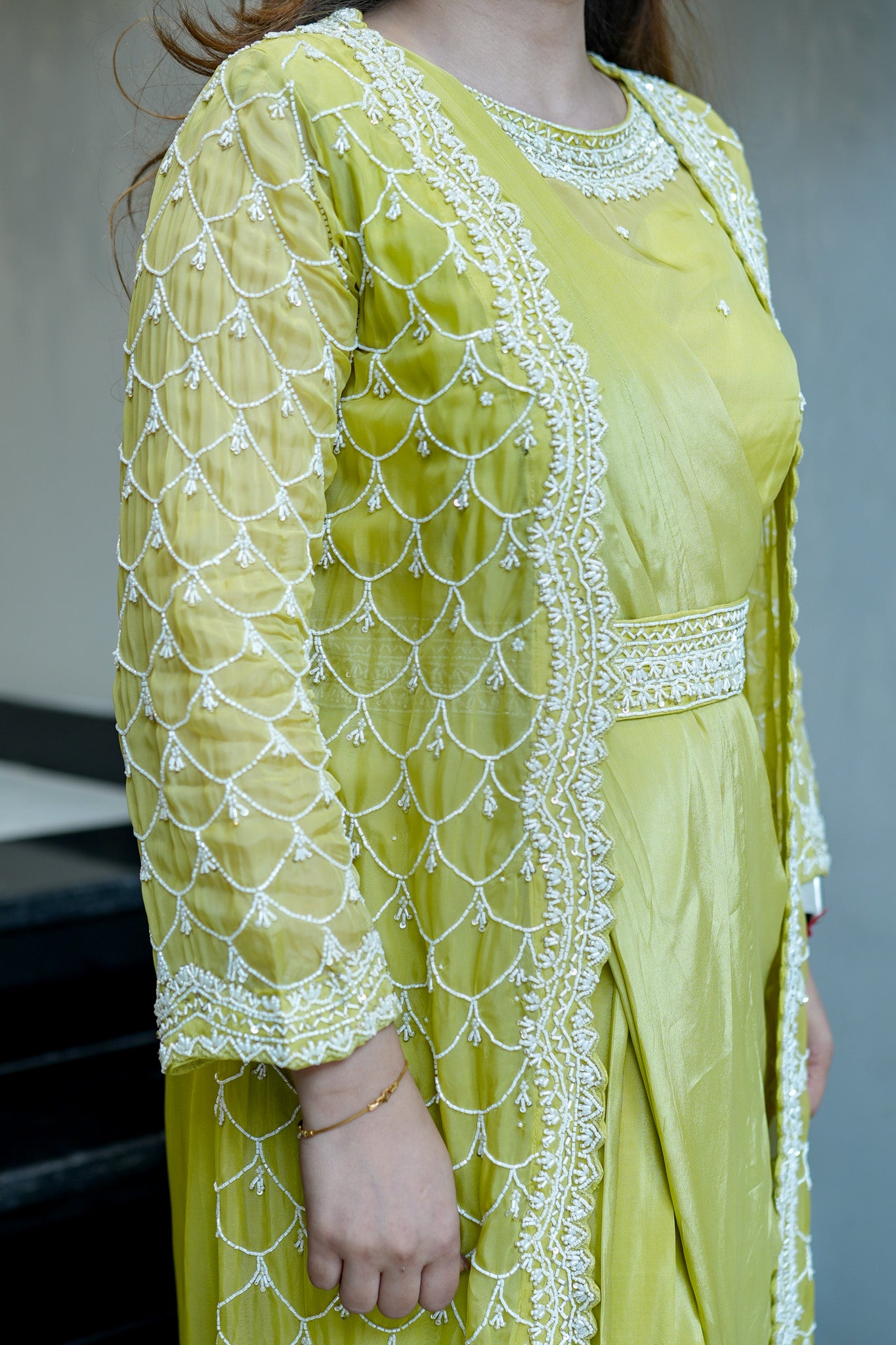Taari Hand Embroidered Three Piece Set