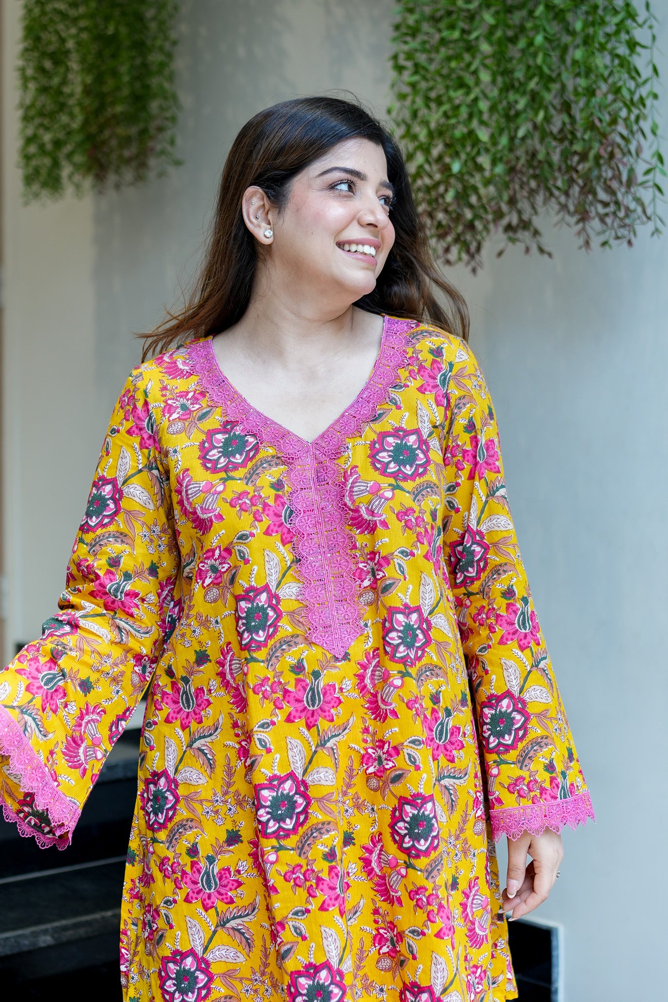 Taani Floral Farshi Salwar Set