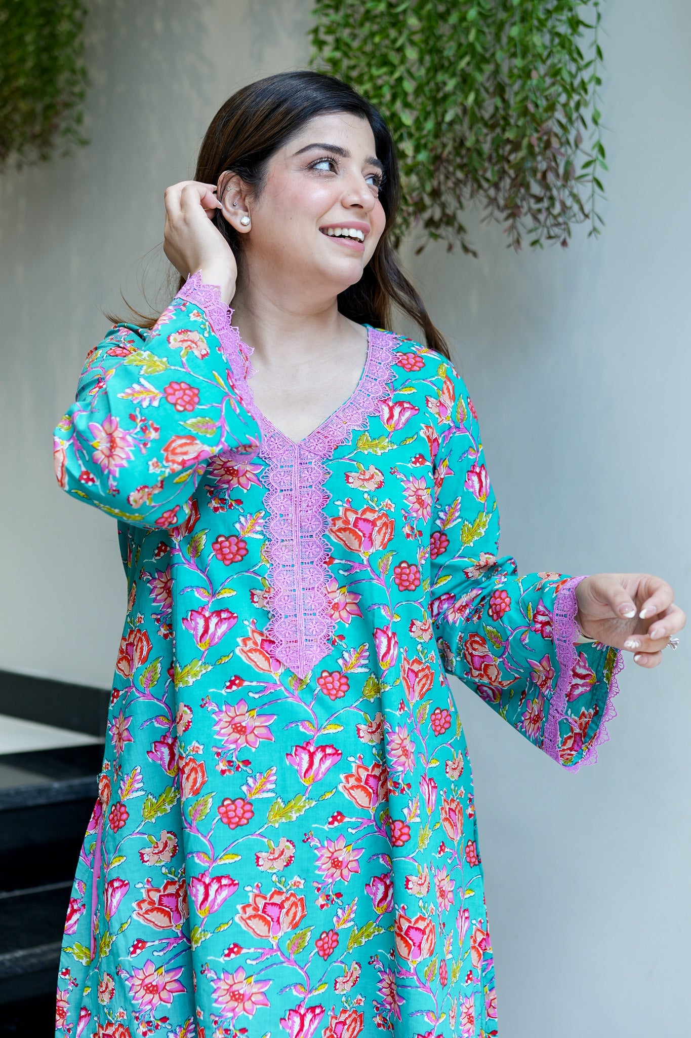 Taani Floral Farshi Salwar Set