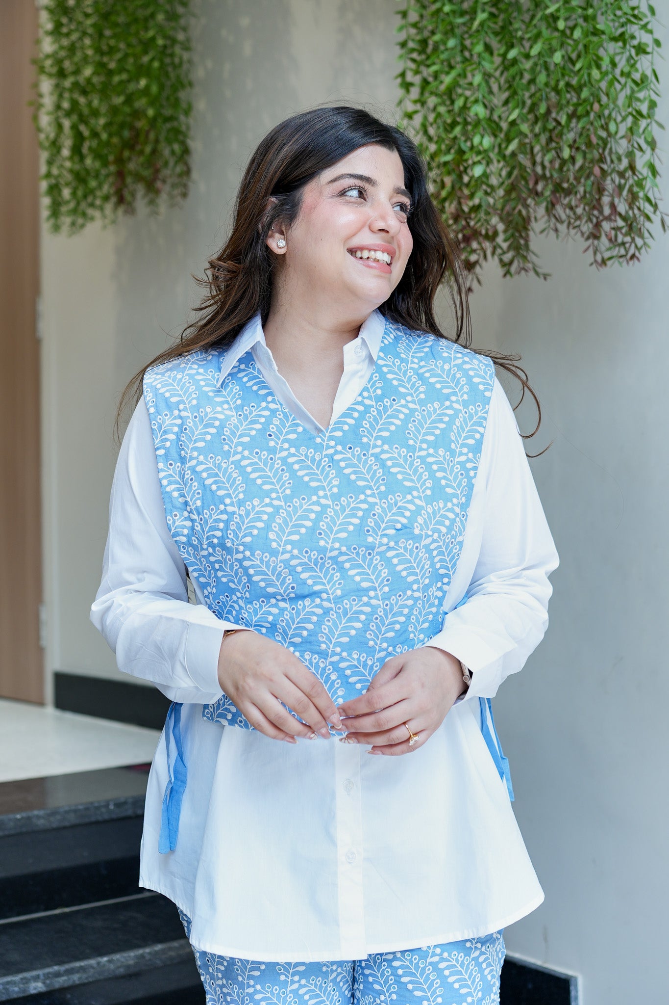 Lexi Thread Work Three Piece Set