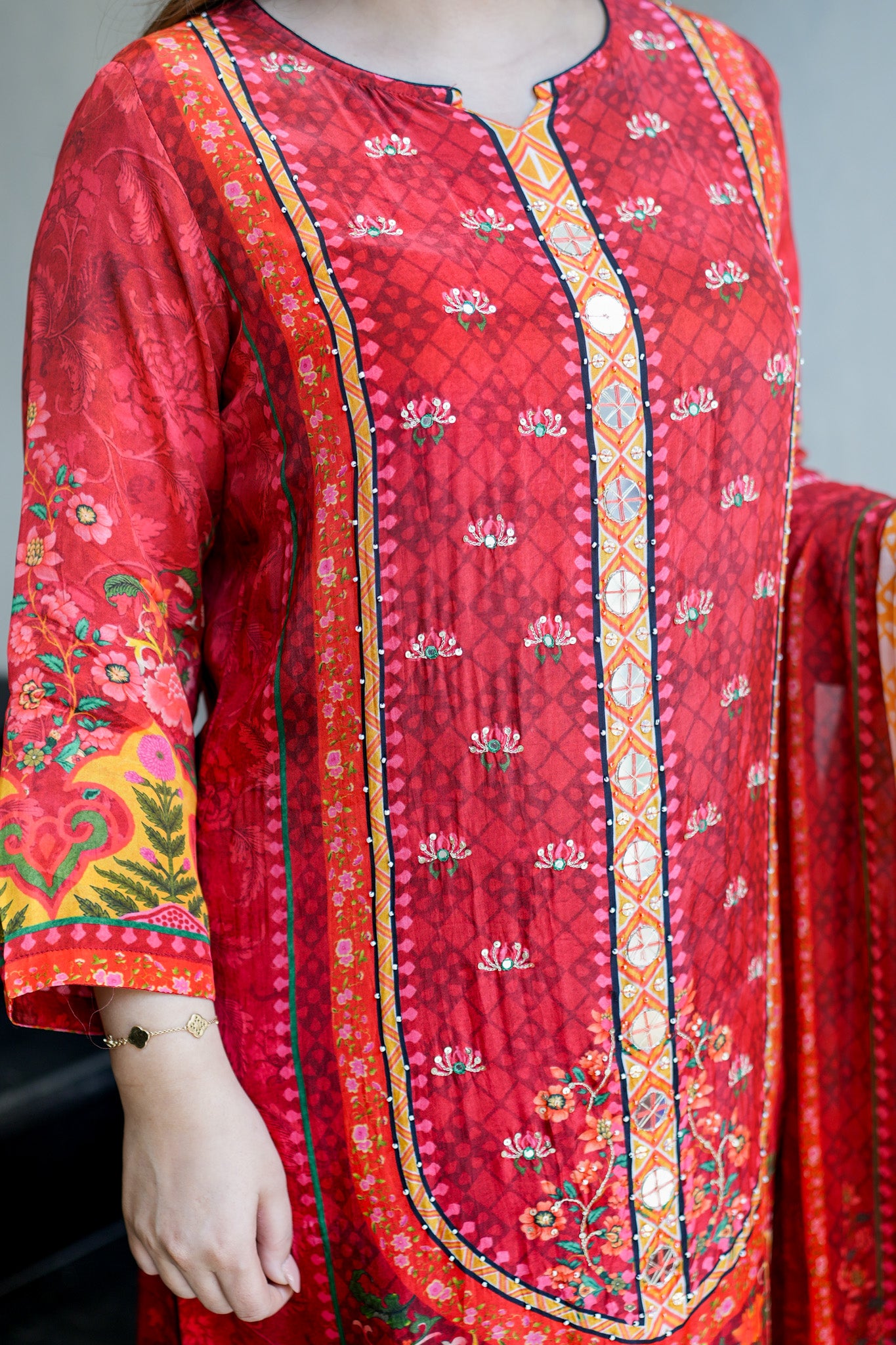 Sohna Floral Printed Suit Set