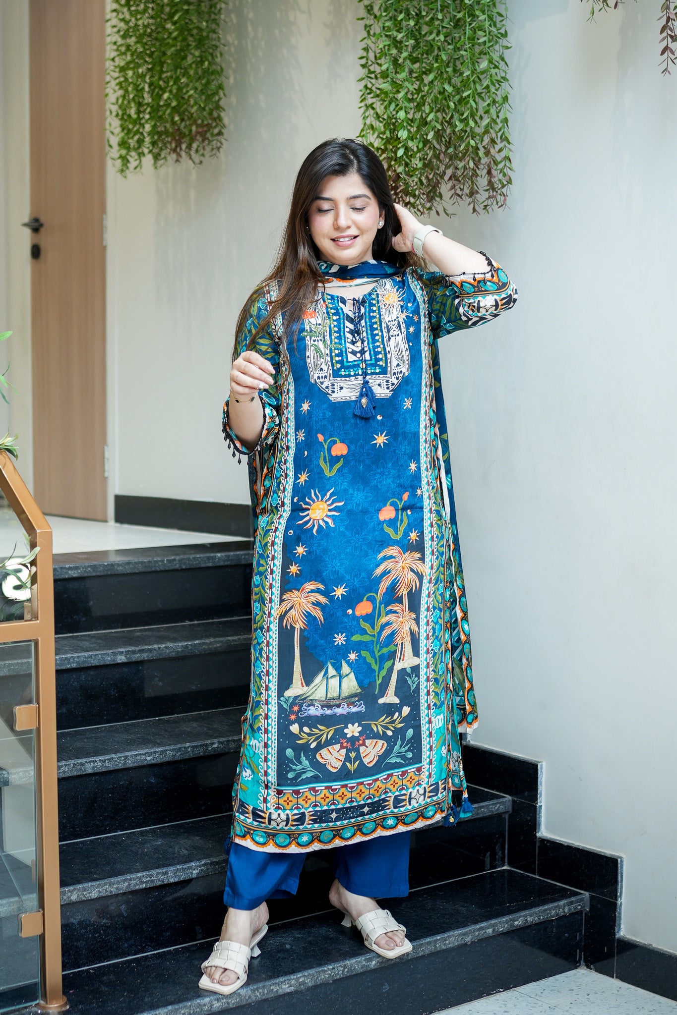 Aarvi Printed Suit Set