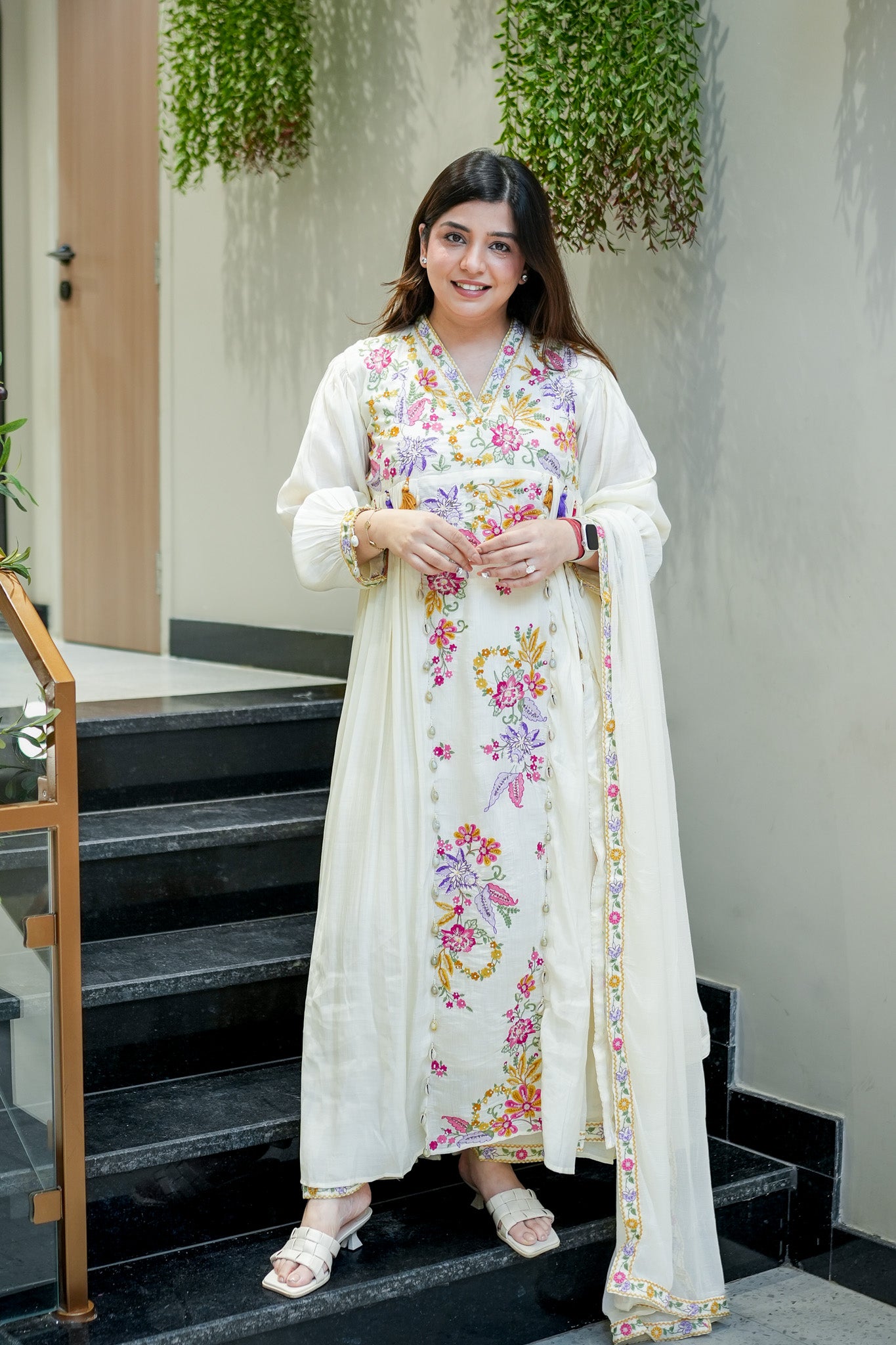 Kimaya Floral Detailing Suit Set