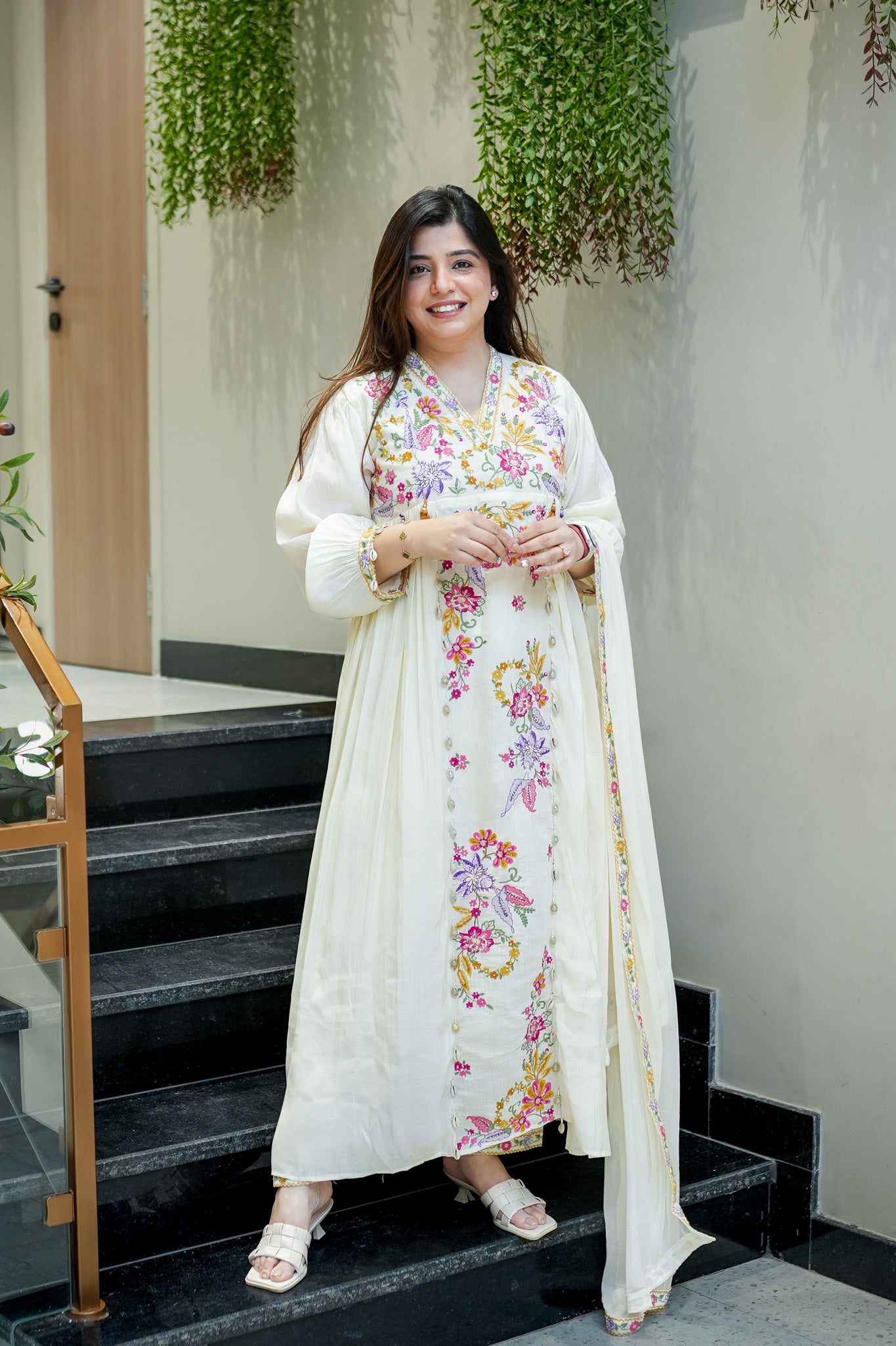 Kimaya Floral Detailing Suit Set