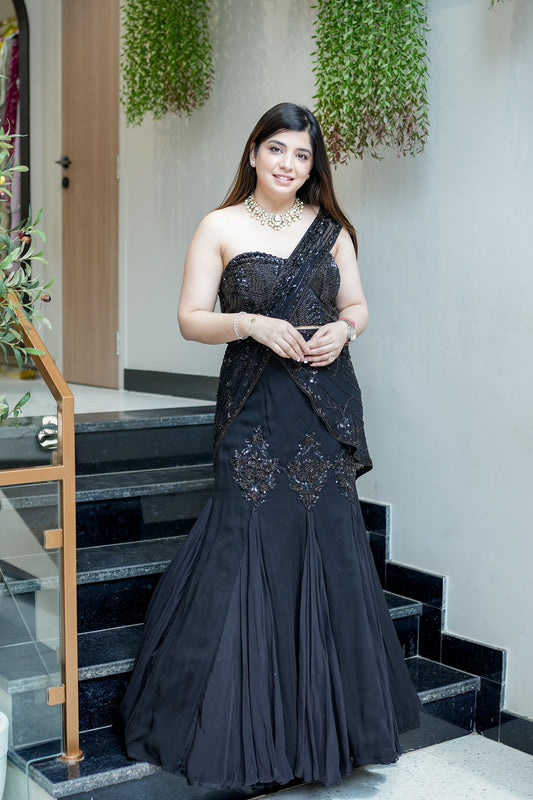 Madah Hand Embroidered Fish Cut Drape Saree