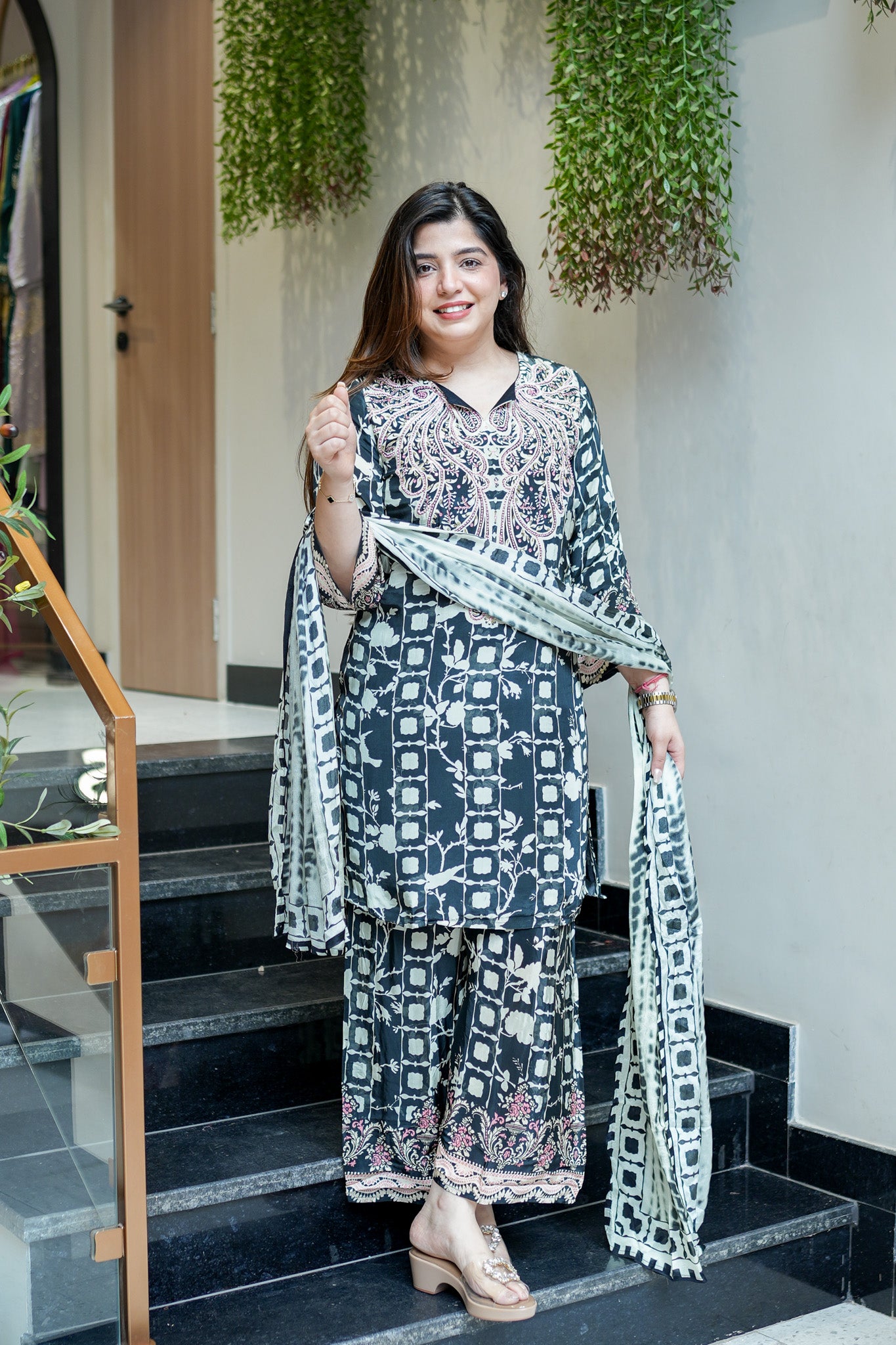 Nyra Printed Suit Set