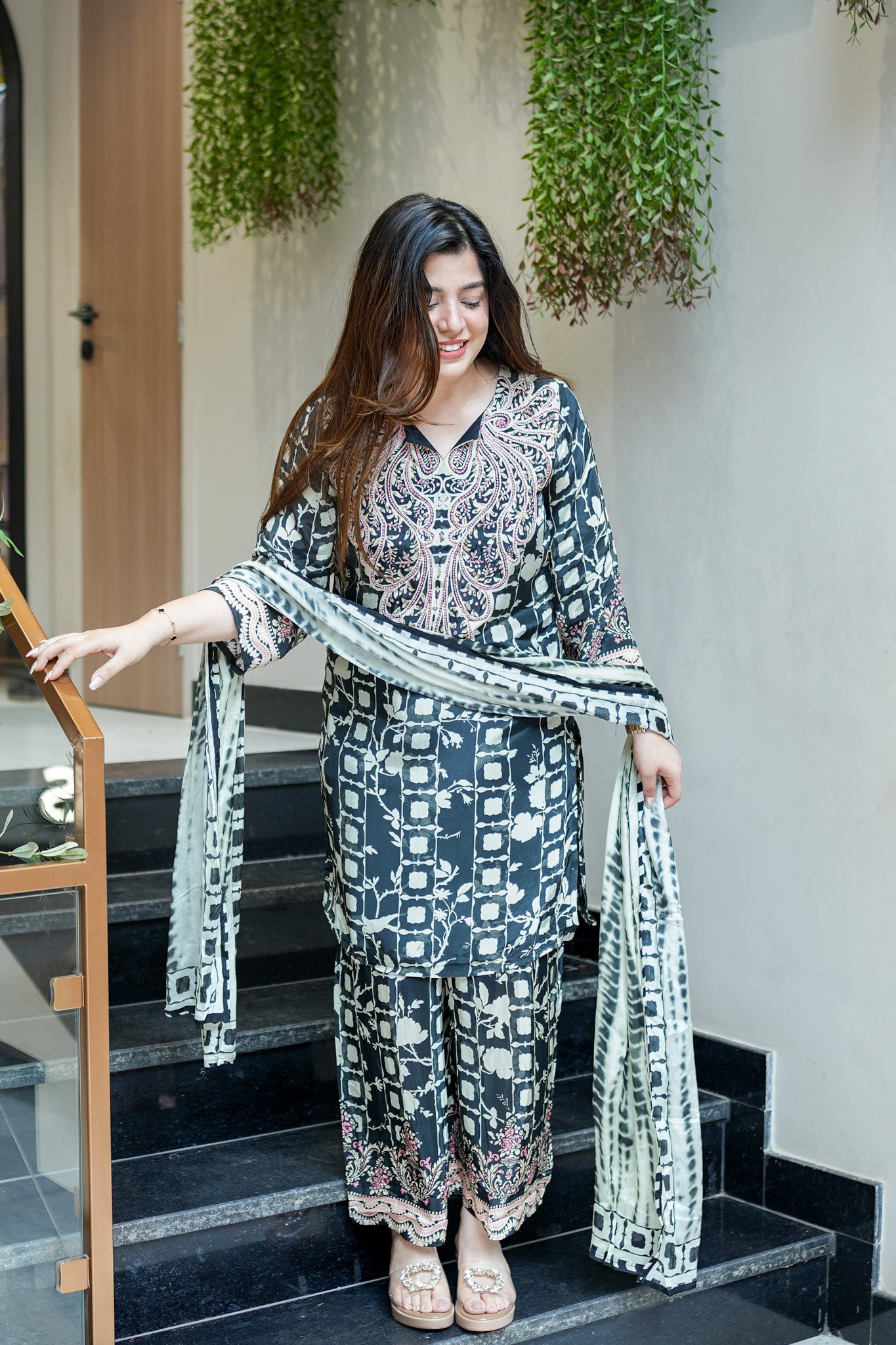 Nyra Printed Suit Set