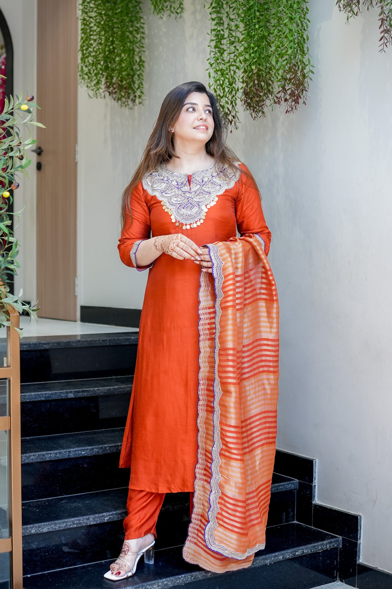 Neelaya Embroidered Suit Set