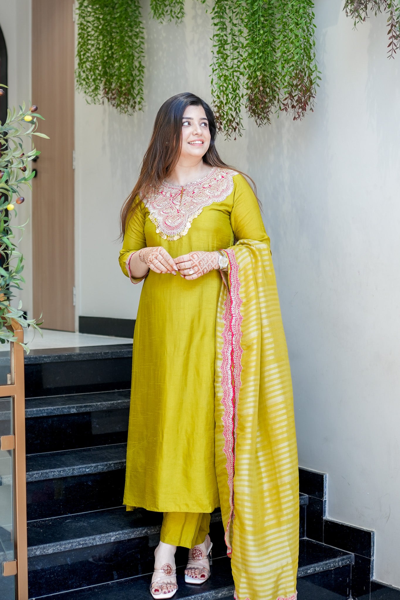 Neelaya Embroidered Suit Set