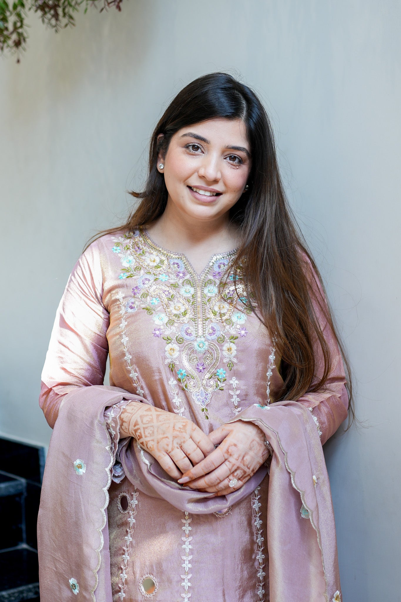 Suhira Embroidered Suit Set