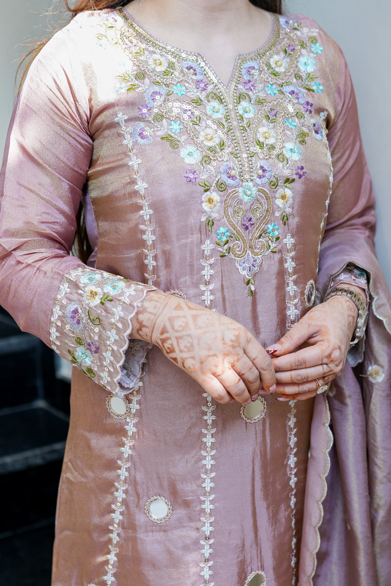 Suhira Embroidered Suit Set