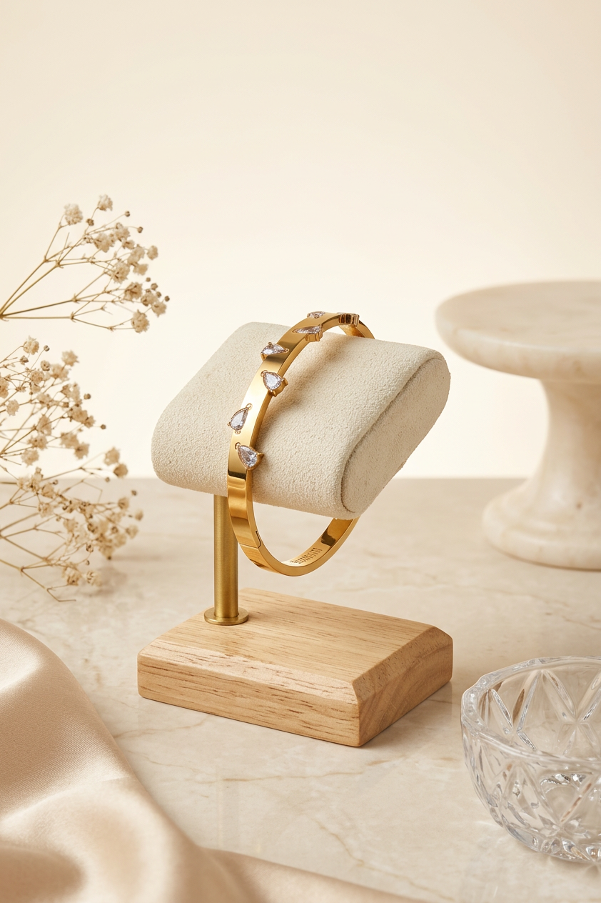 Celeste Teardrop Bracelet