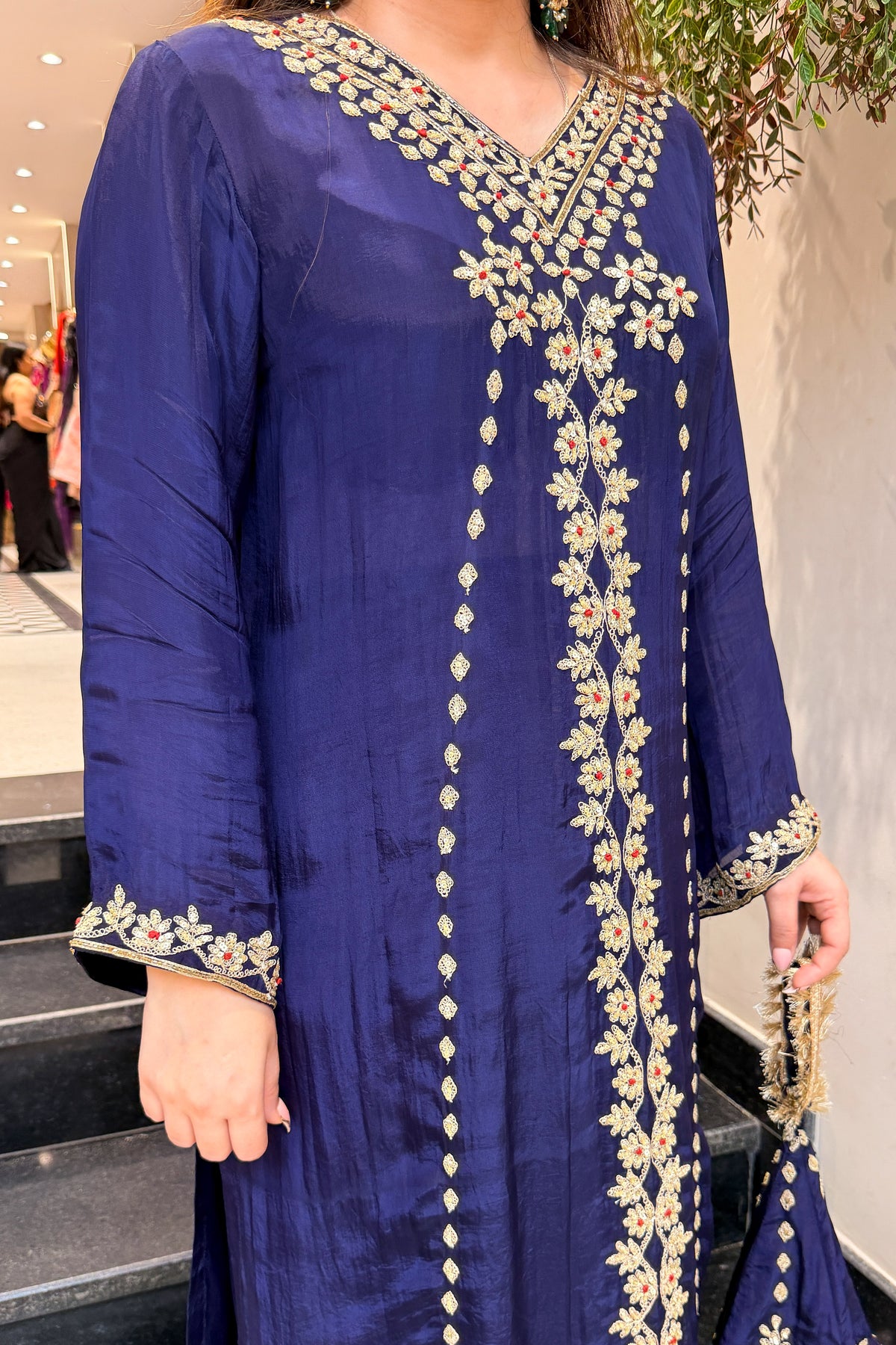 Arishfa Embroidered Co ord Set with Potli