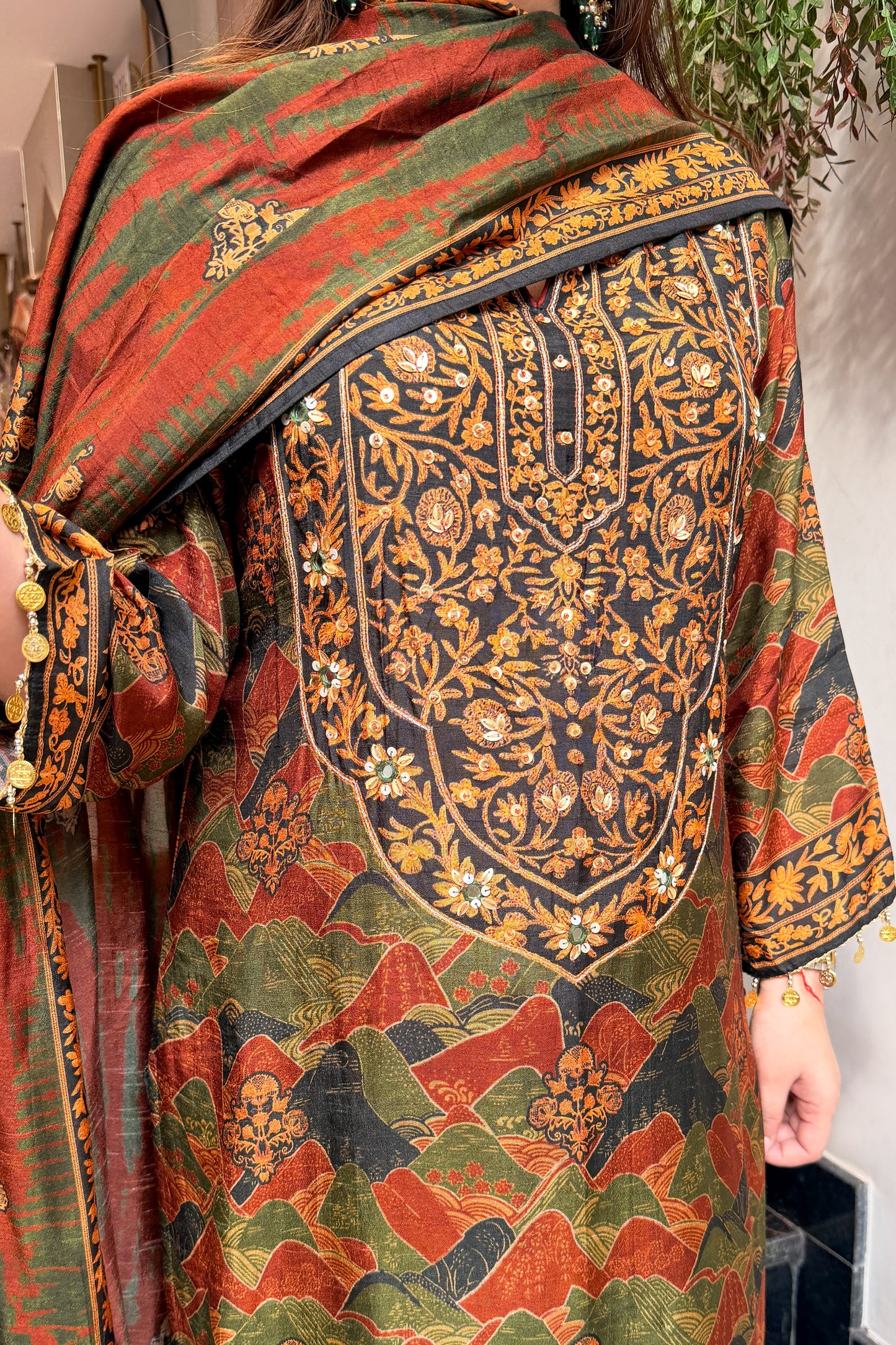 Nayara Floral Printed Long Suit Set