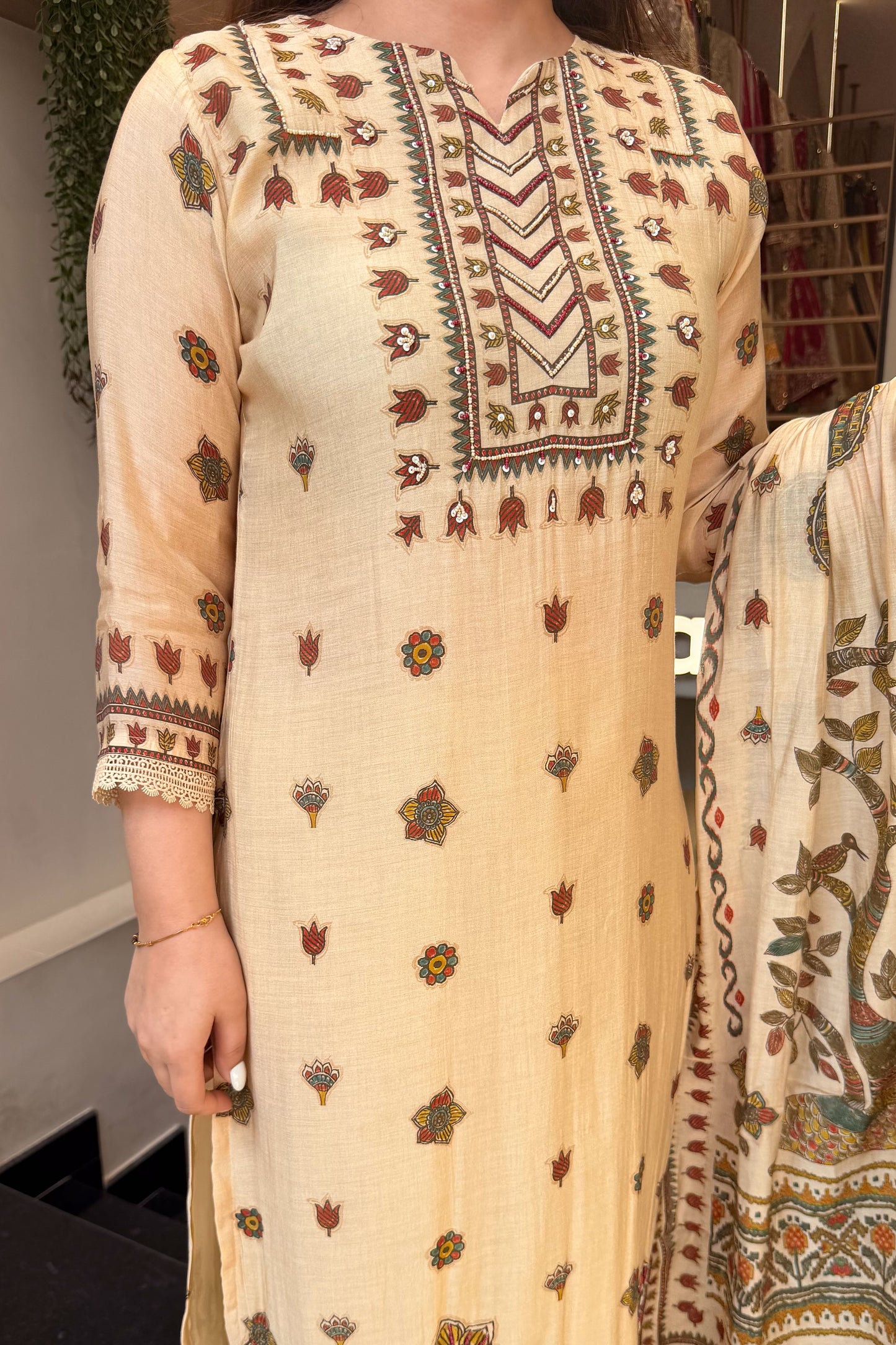 Zariya Printed Embroidered Suit Set