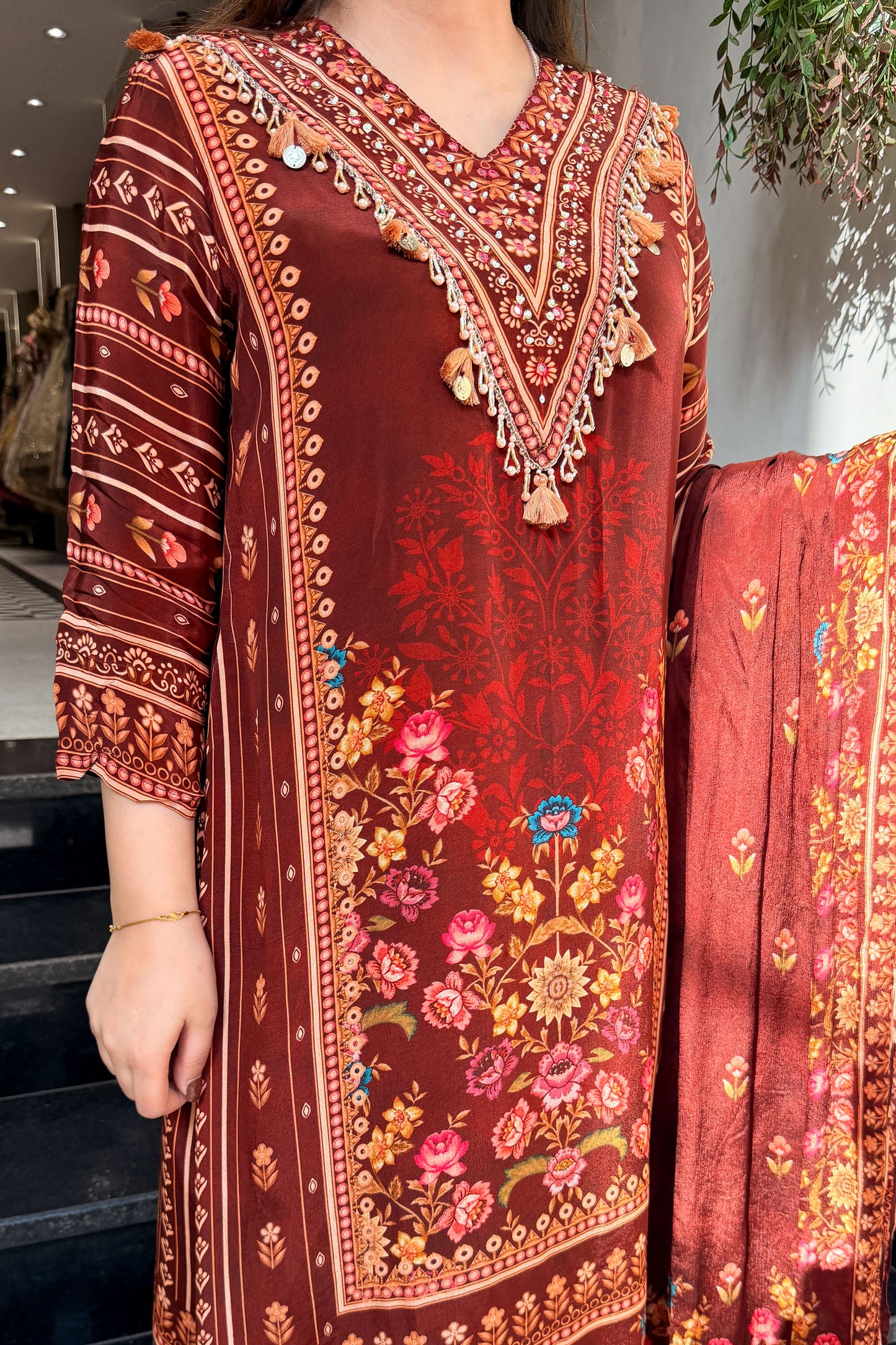 Somi Embroidered Printed Suit Set