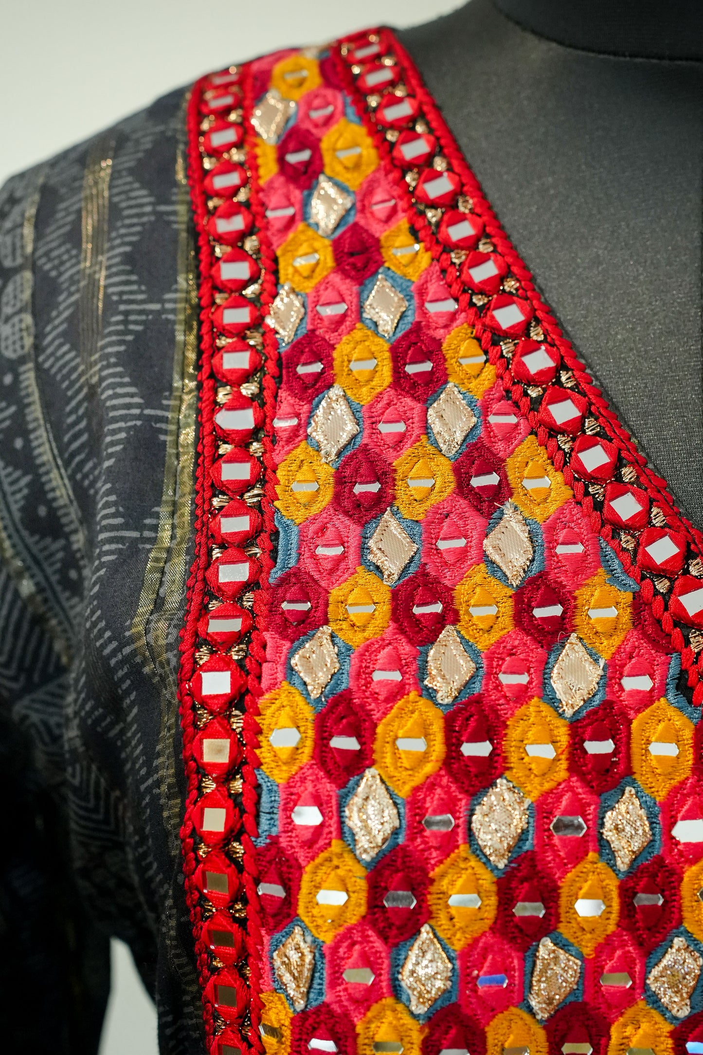 Dua Embroidered Kurta