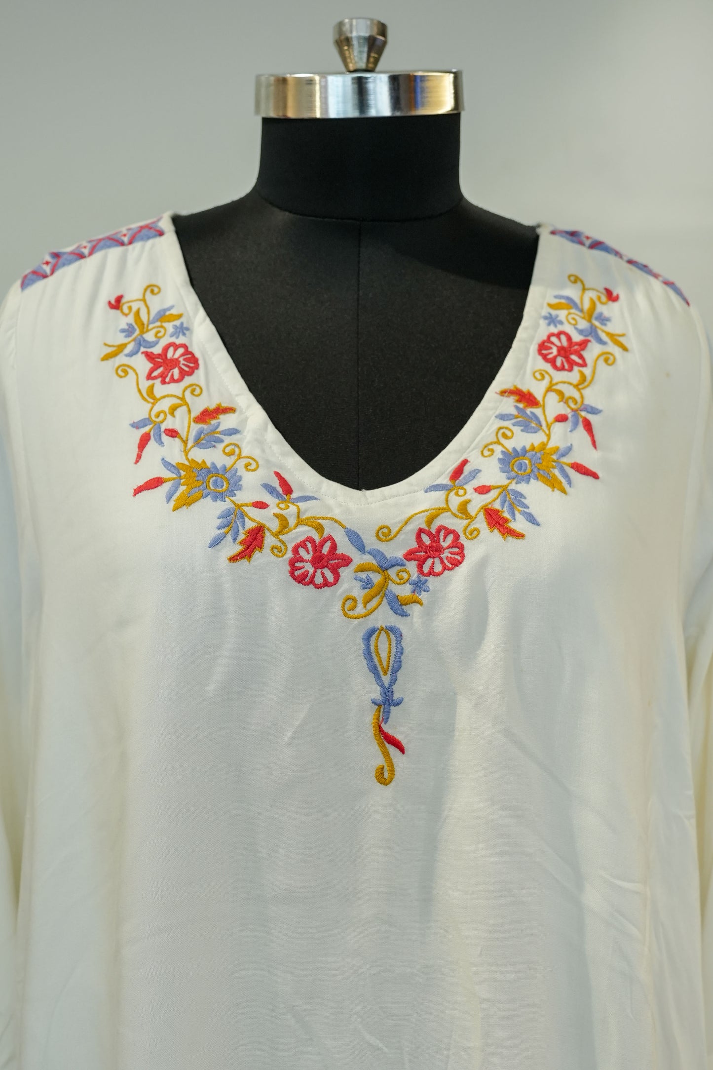 White Floral Embroidered Long Top