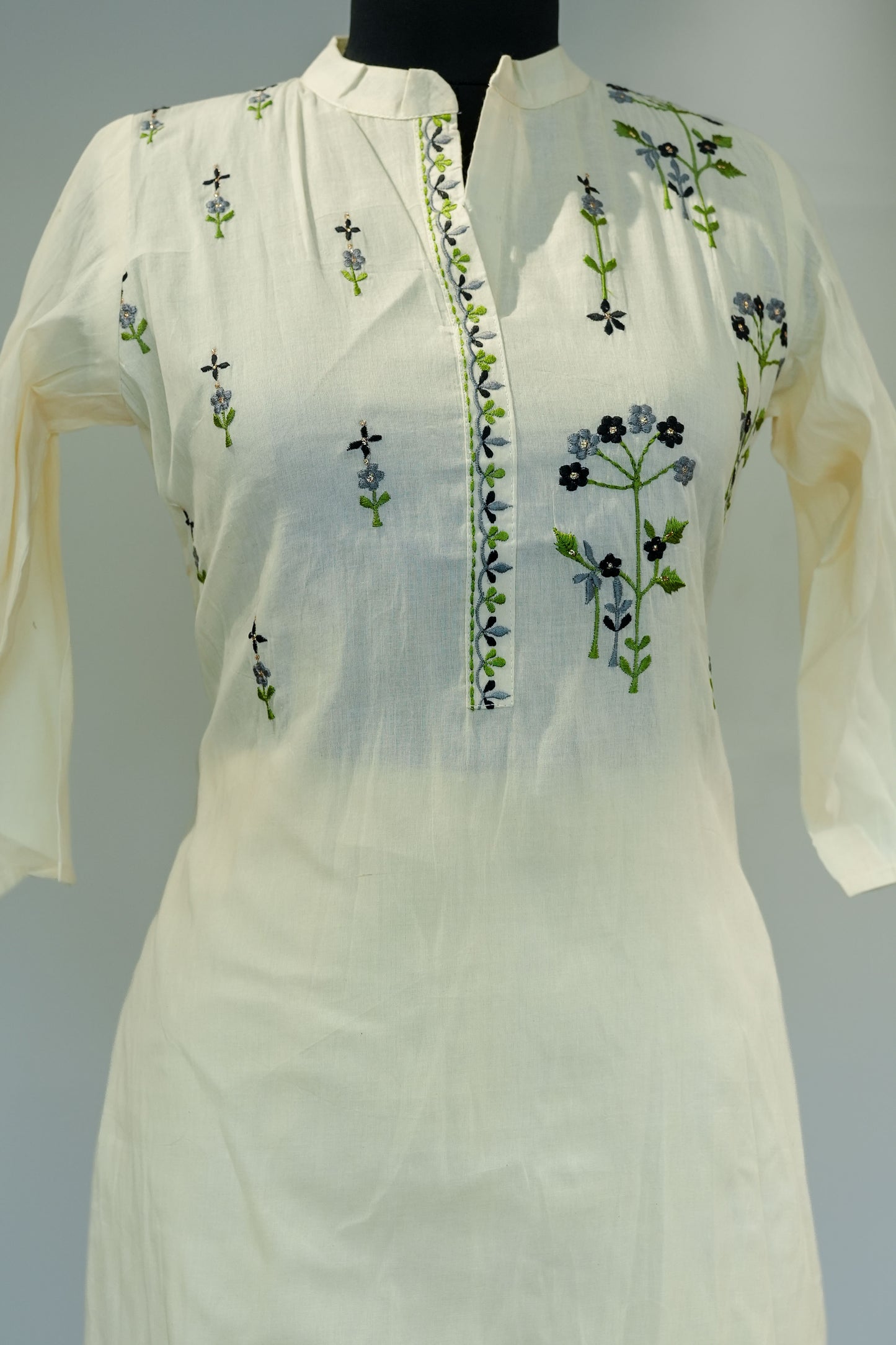 Shirvi Floral Embroidered Suit Set