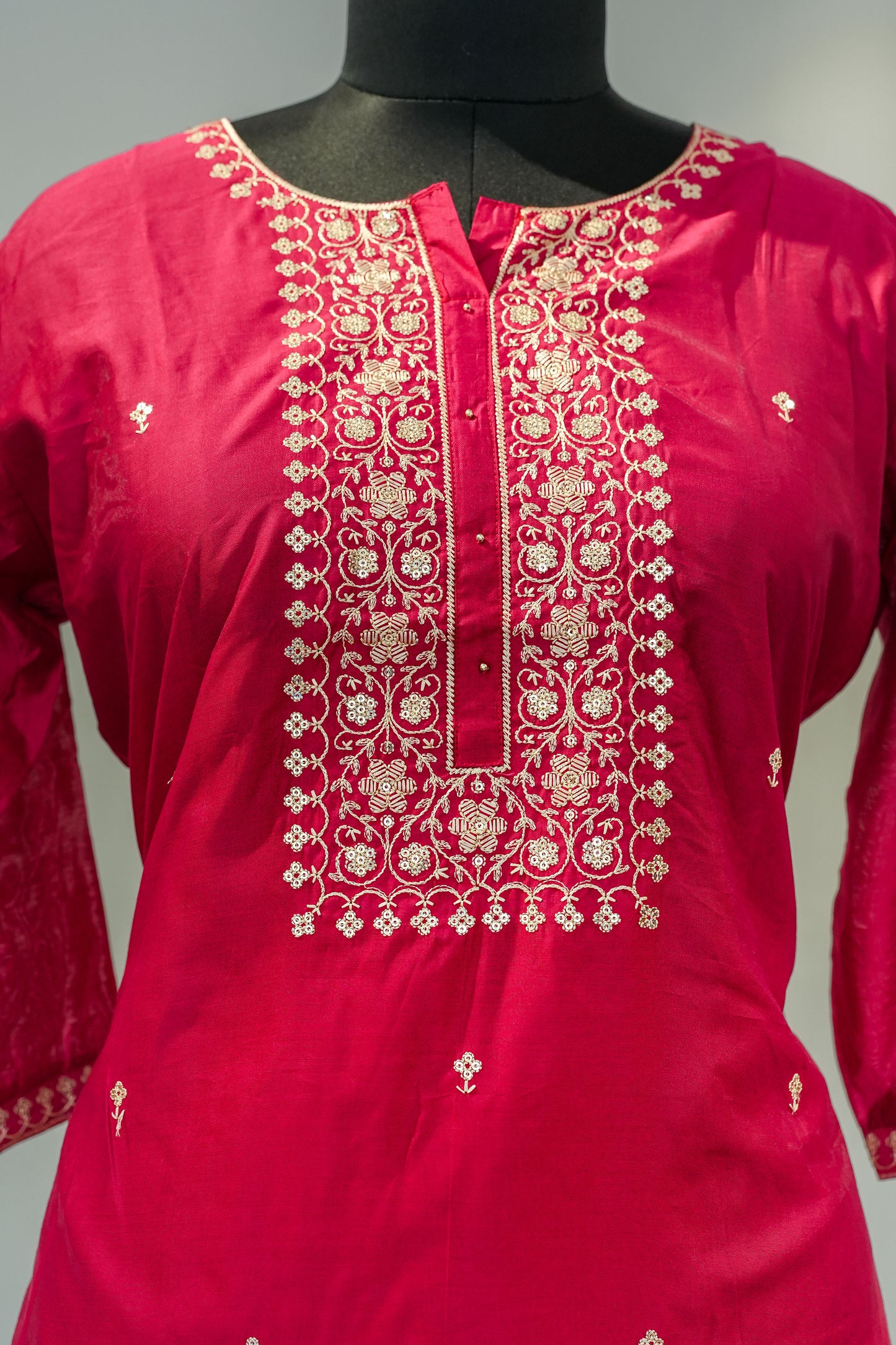 Karva Embroidered Suit Set