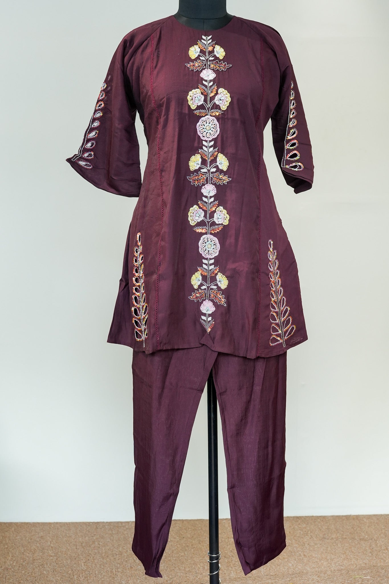 Iqra Embroidered Co ord Set