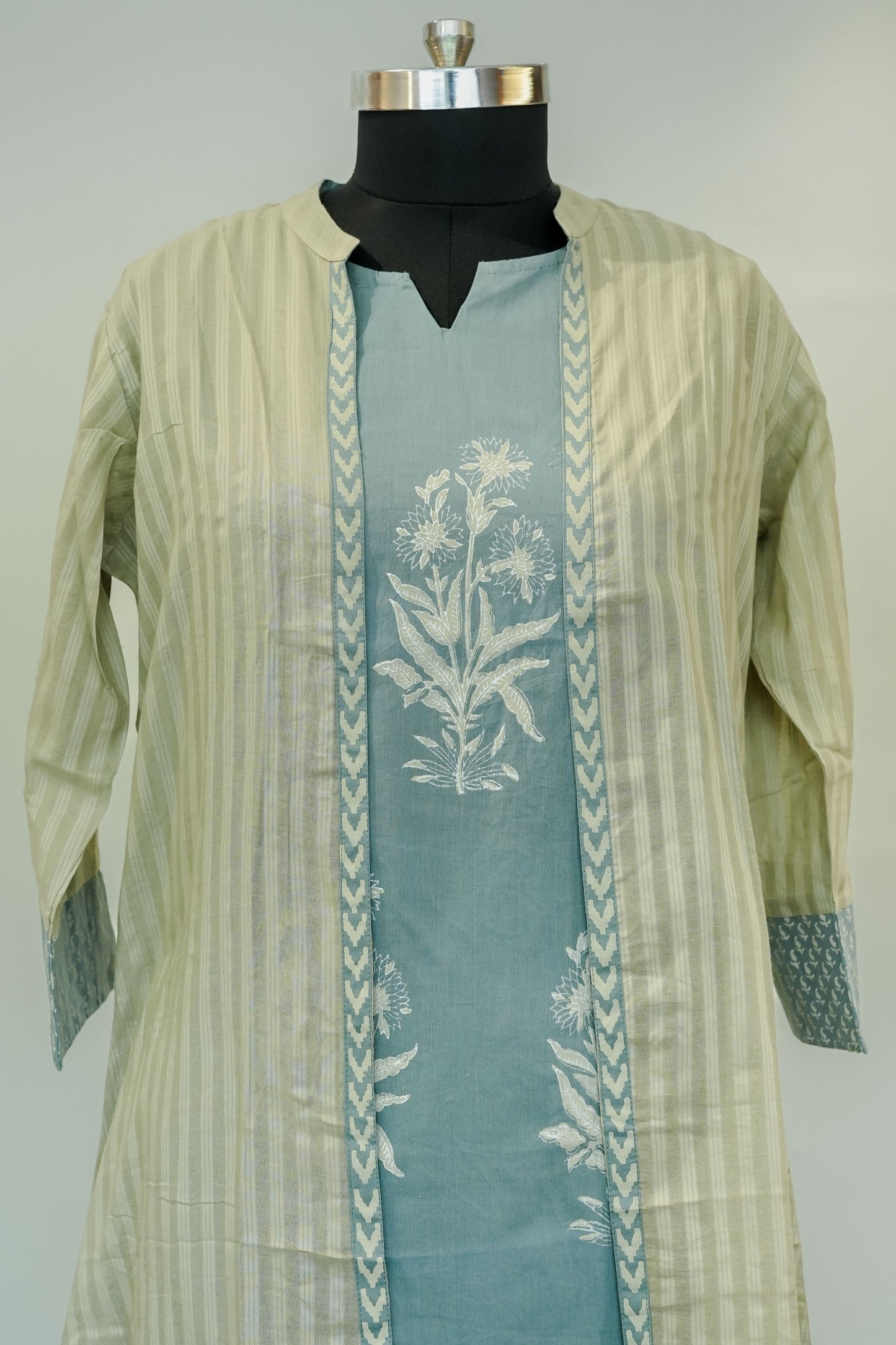 Kamini Printed Cape Style Co ord Set