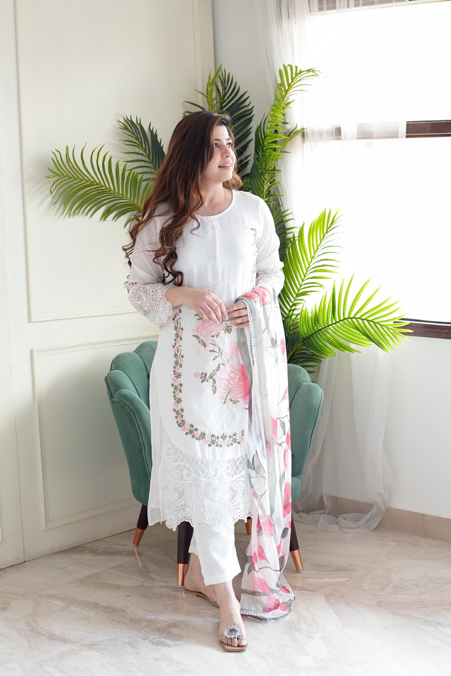 Noor White Pakistani Suit Set