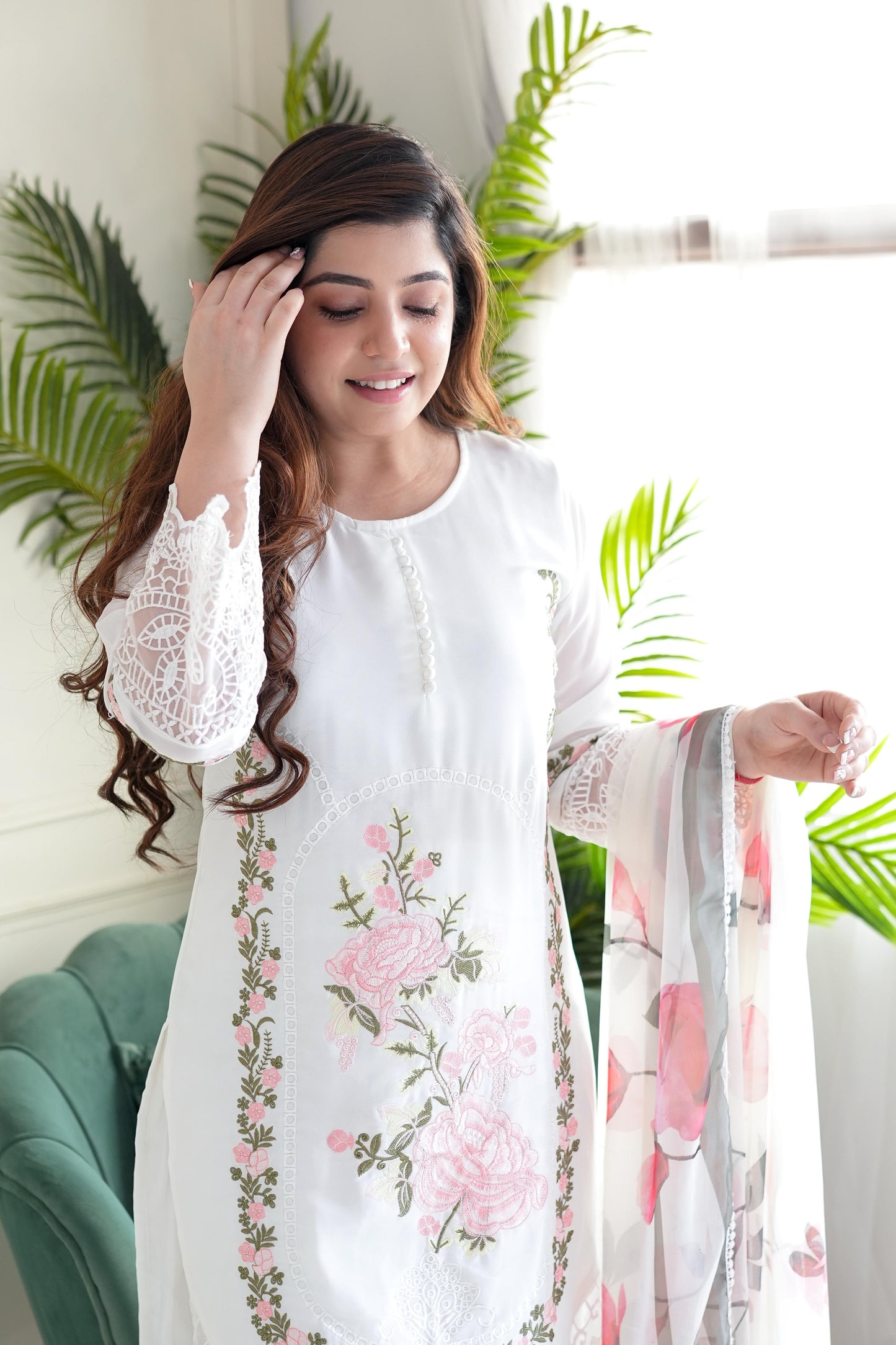 Noor White Pakistani Suit Set