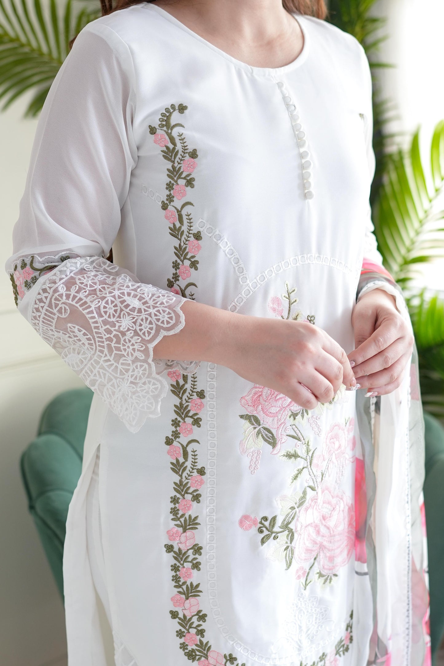 Noor White Pakistani Suit Set
