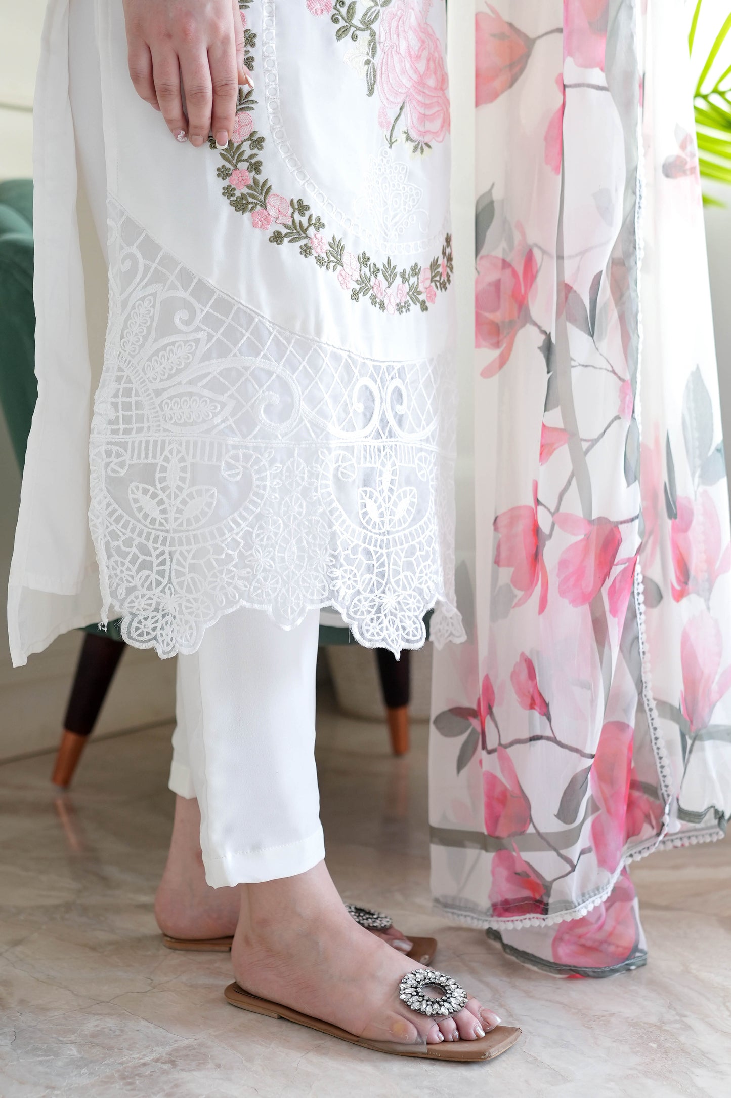 Noor White Pakistani Suit Set