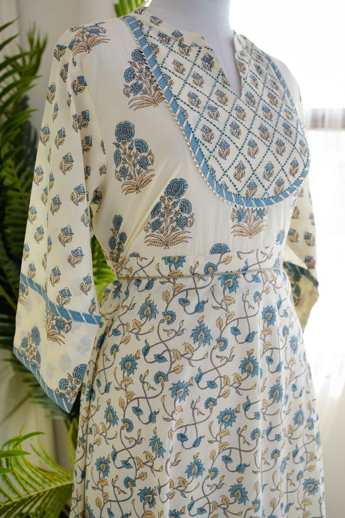 White Floral Printed Anarkali Kurta