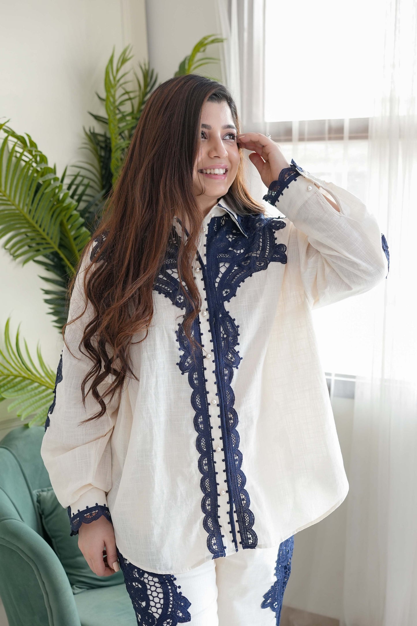 Baku White Schiffli Embroidered Cordset