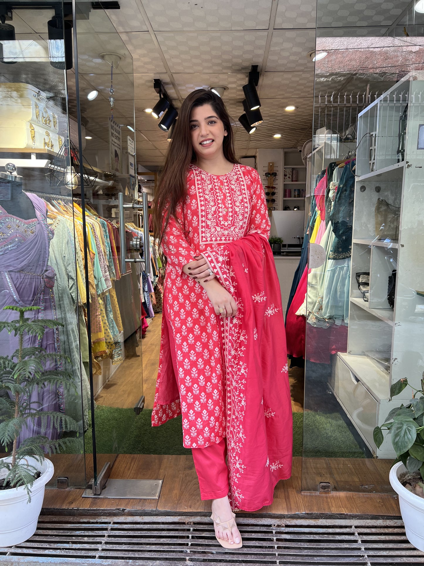 Seher Pink Suit Set With Schiffli Detailing