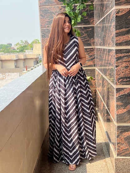 Midha Black And White Stripes Maxi With Belt