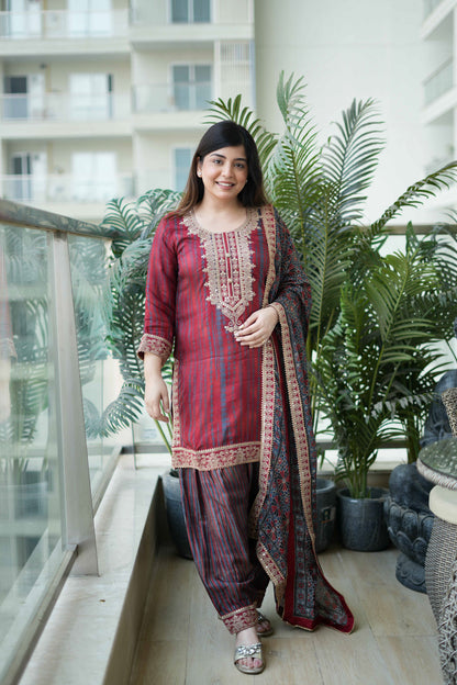 Zaina Embroidered Suit Set