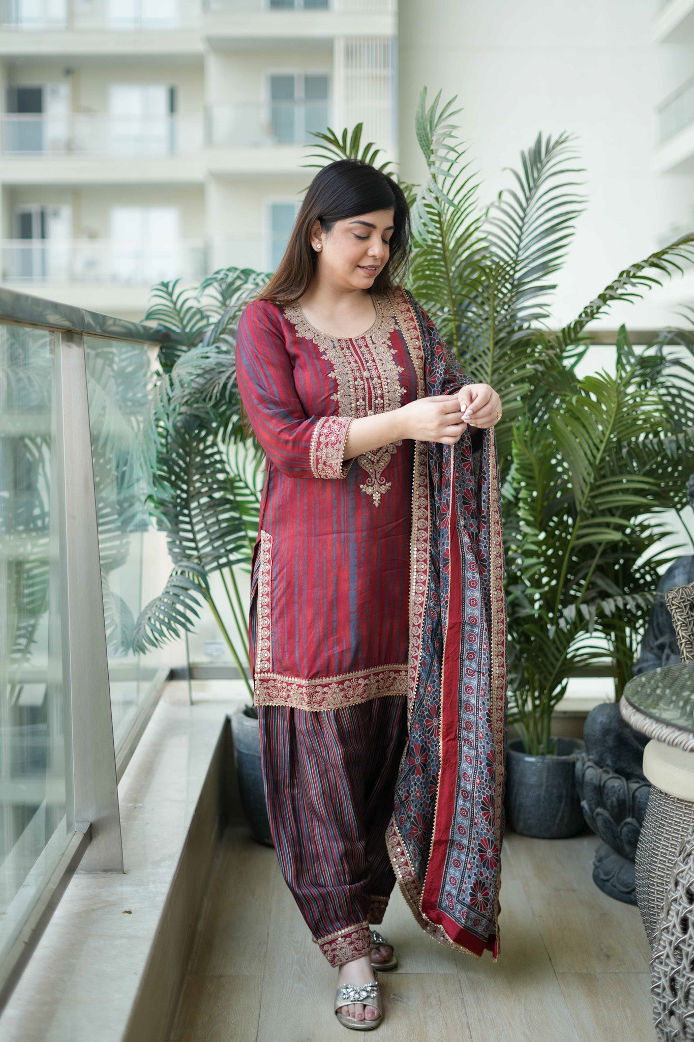 Zaina Embroidered Suit Set