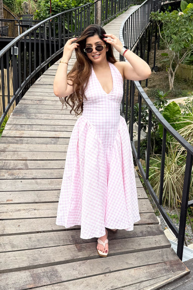 pink check midi dress Soft Pink Gingham Check V-Neck Midi Dress With Halter Neck And Shirred Back  2026