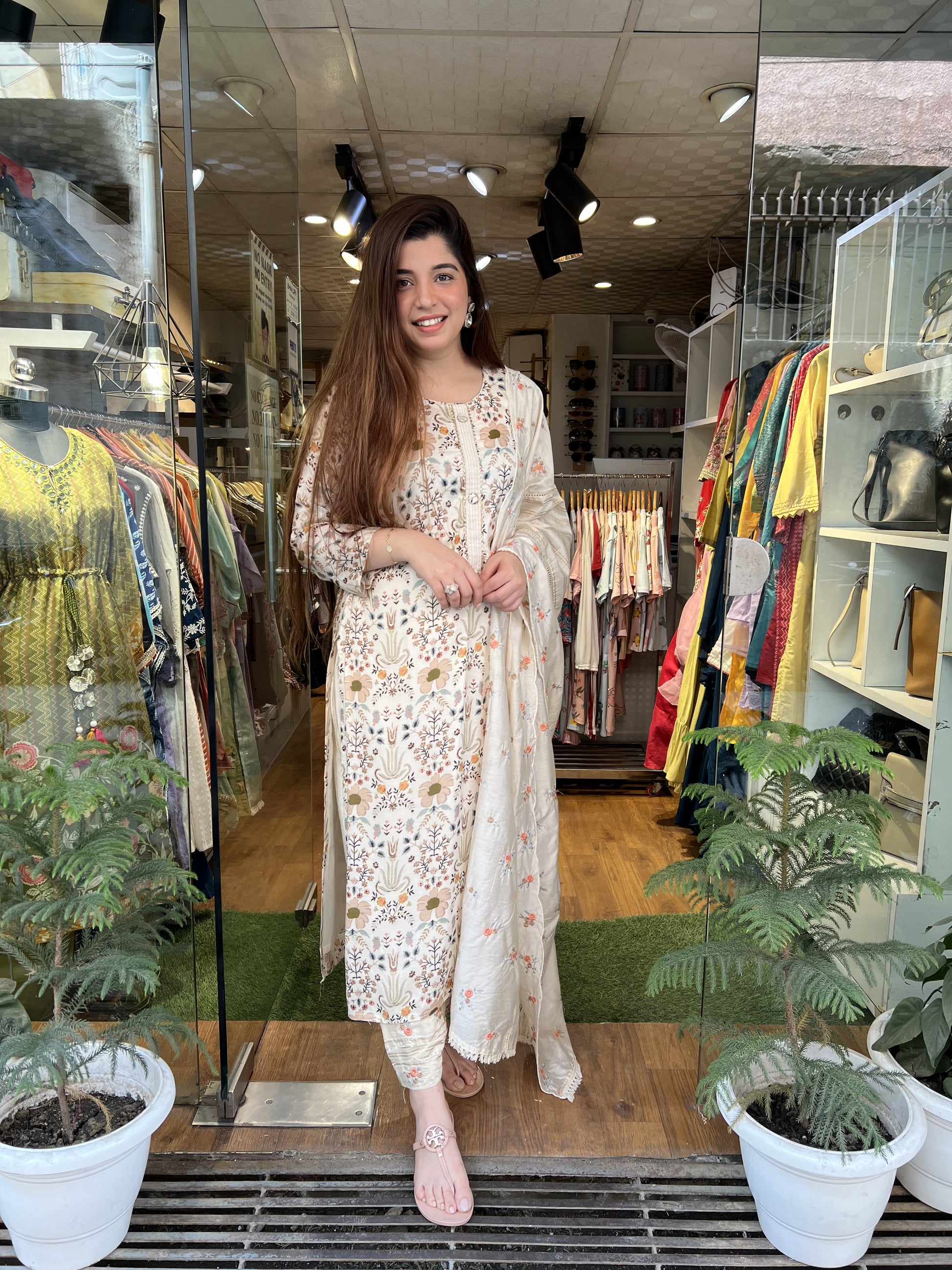 Ras White Printed Muslin Sui Set
